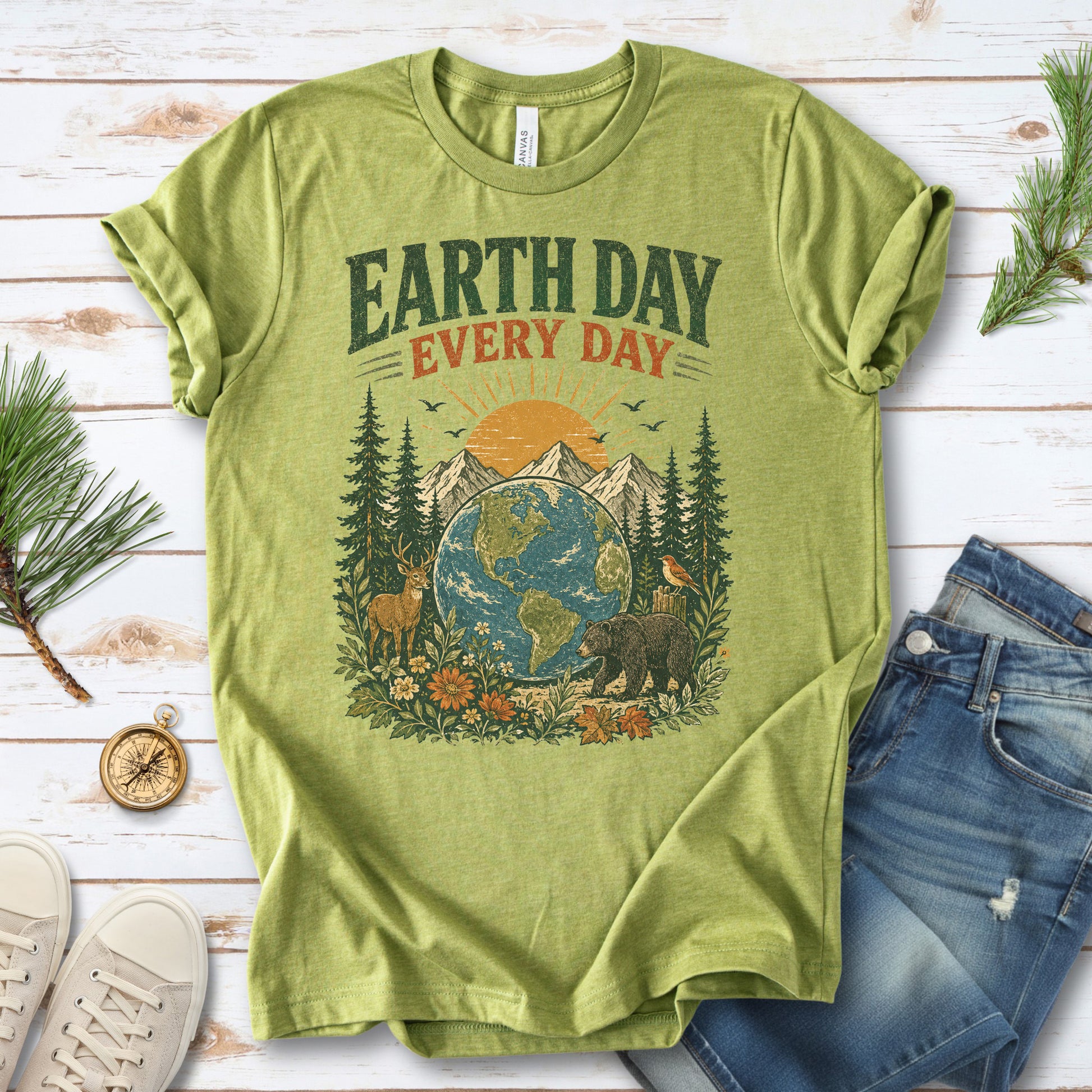 Earth Day Every Day Retro Globe Wildlife Nature Lover Eco Gift T-Shirt