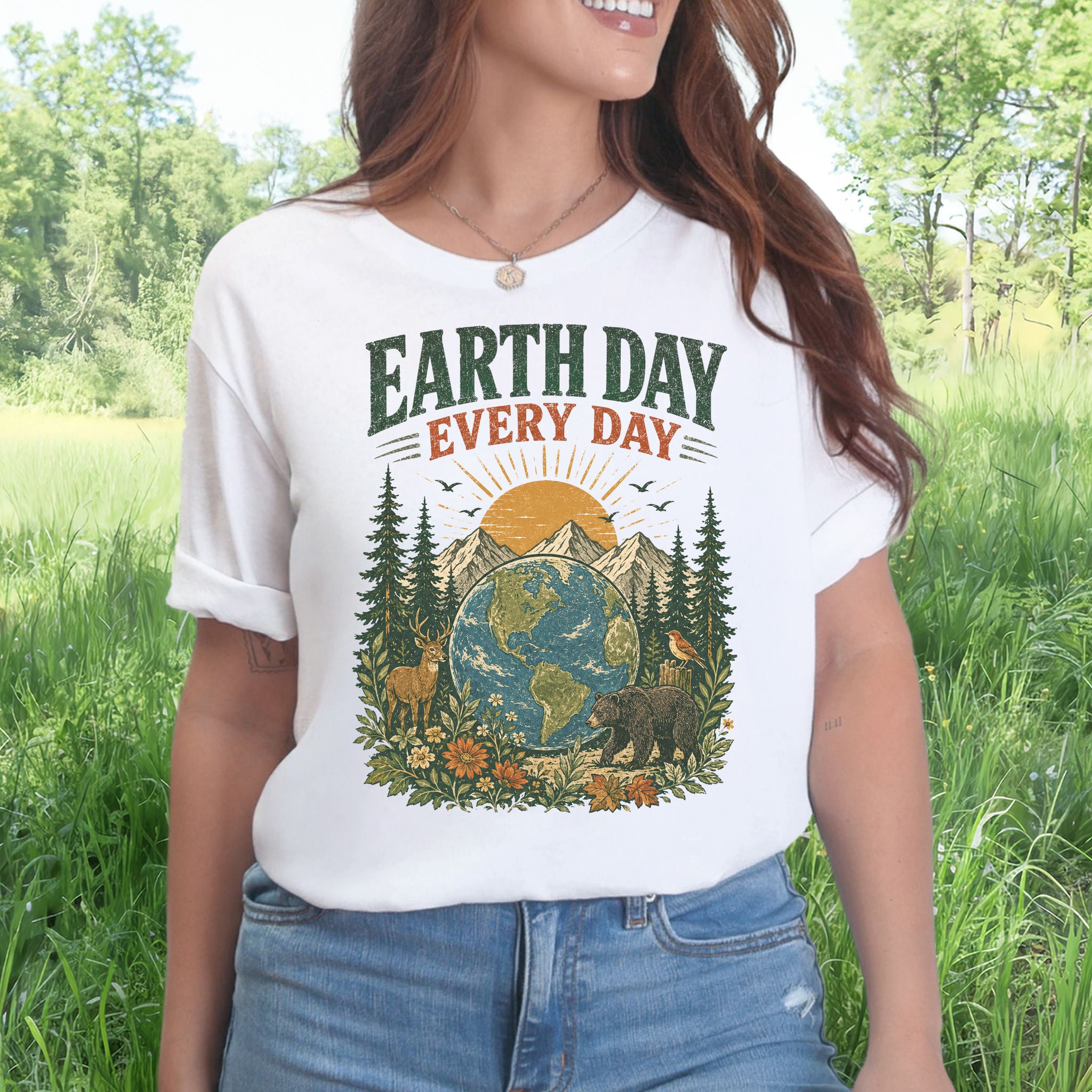 Earth Day Every Day Retro Globe Wildlife Nature Lover Eco Gift T-Shirt