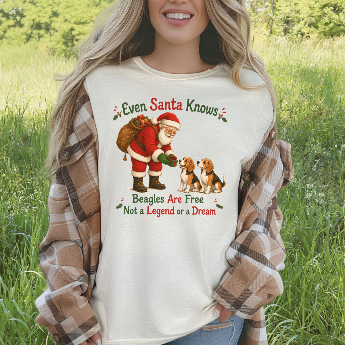 Even Santa Knows Beagles Are Free Christmas Beagle Animal Rights T-Shirt