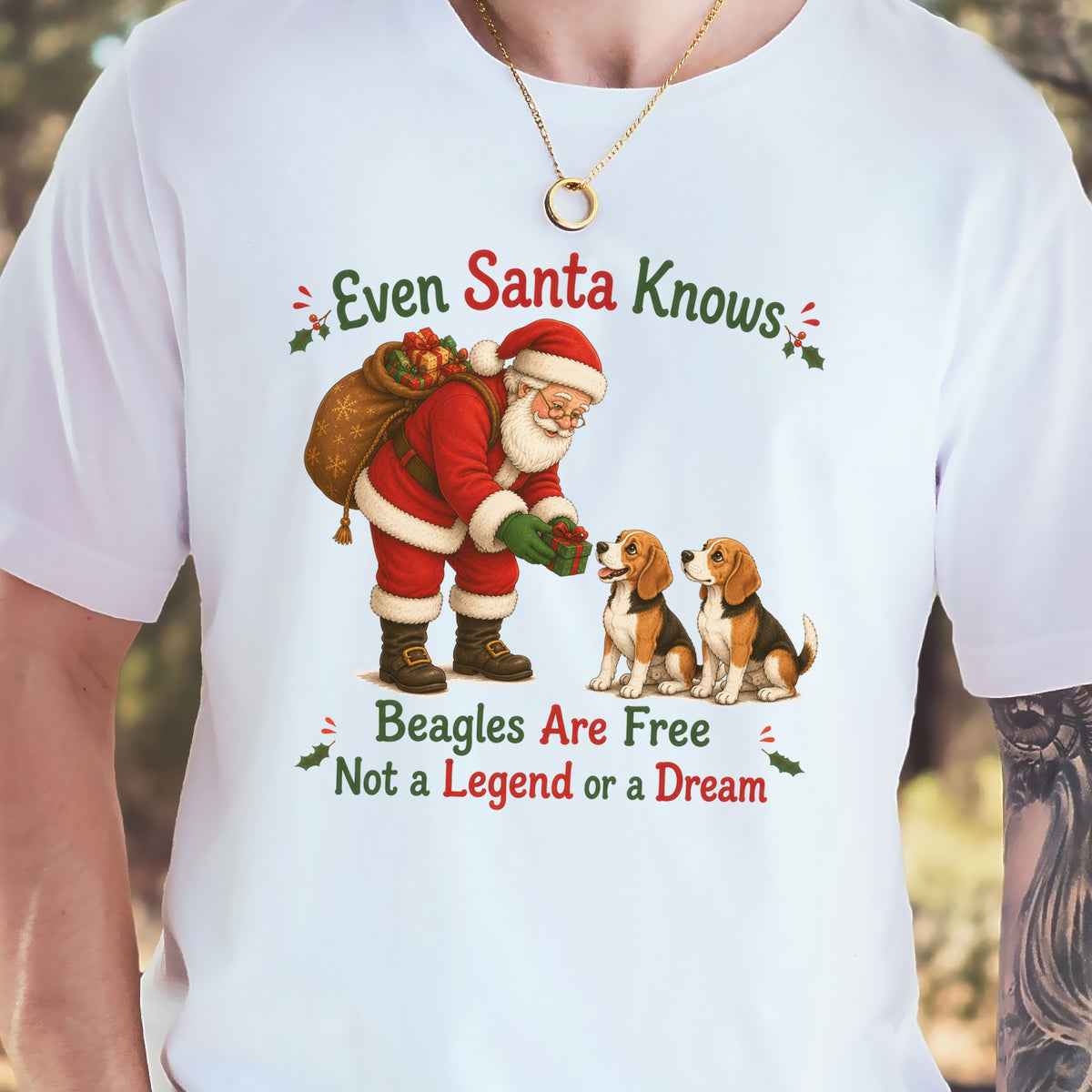 Even Santa Knows Beagles Are Free Christmas Beagle Animal Rights T-Shirt