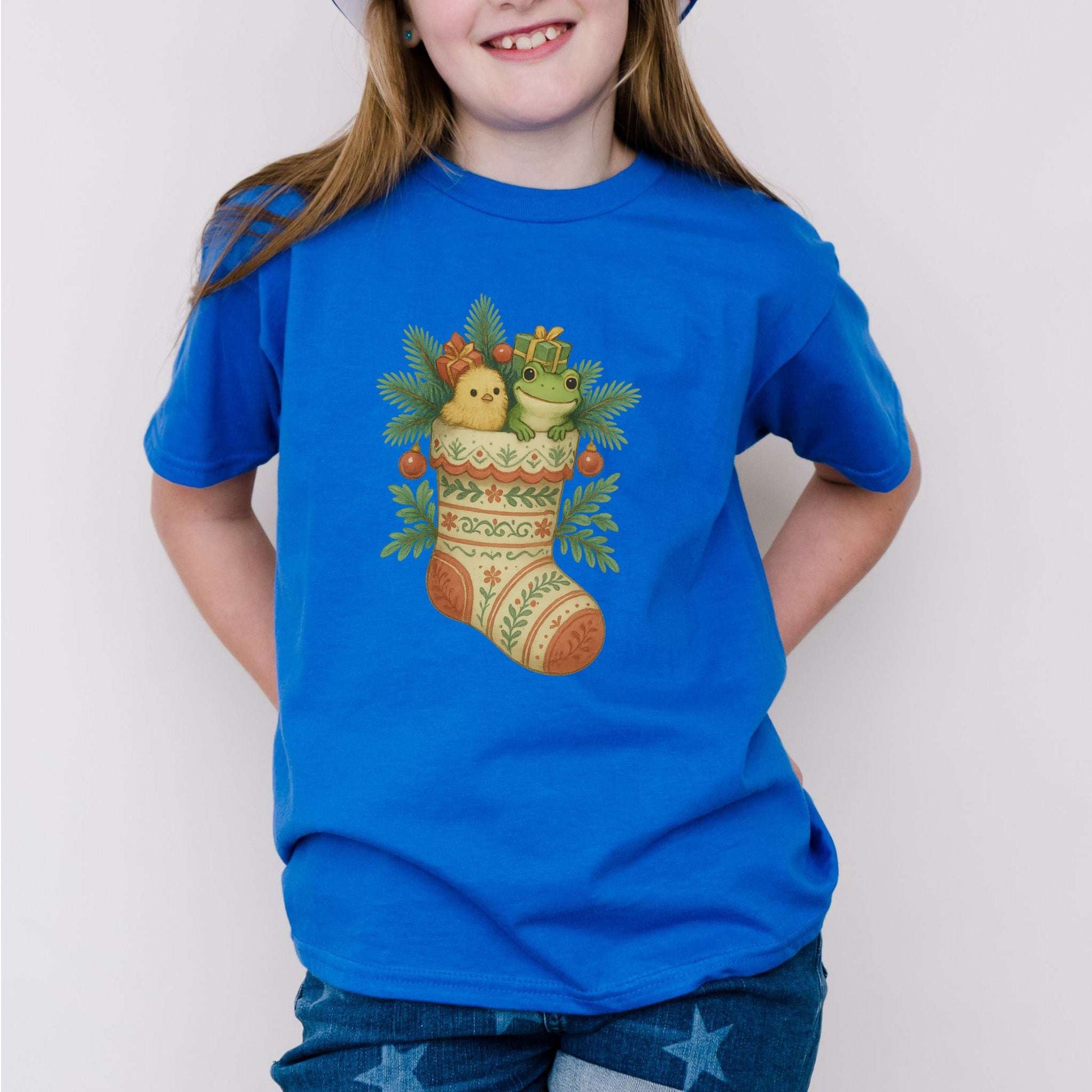 Festive Stocking Friends Youth Tee – Cute Frog & Chick Christmas Shirt