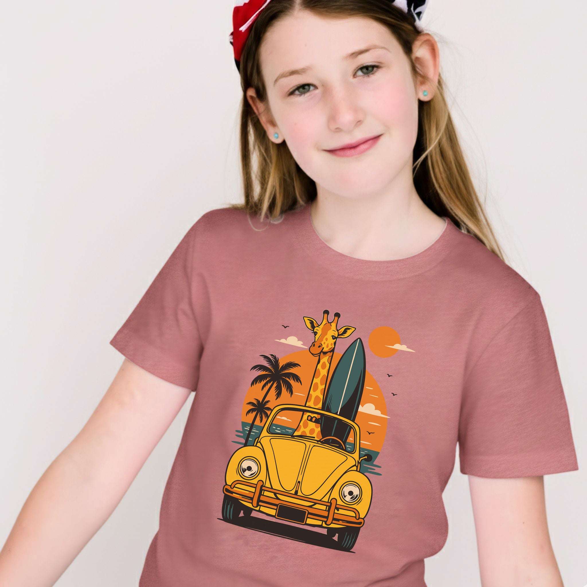 Surfed Out Giraffe – Funny Beach Day Vibes Youth Tee