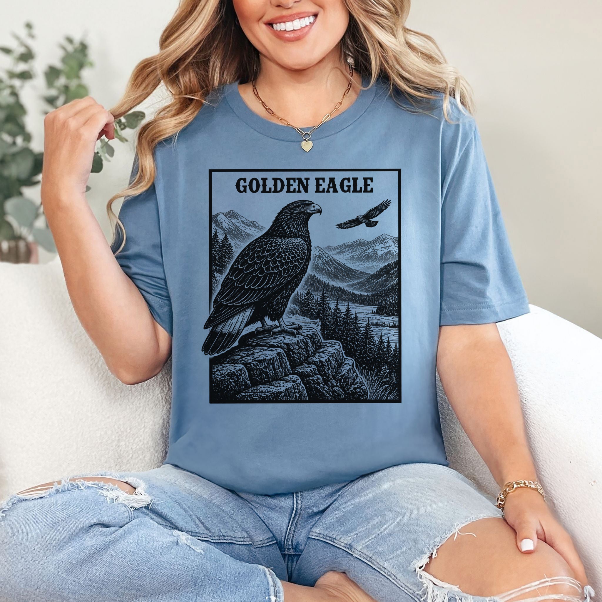 Golden Eagle Vintage Mountain Wildlife Raptor T-Shirt