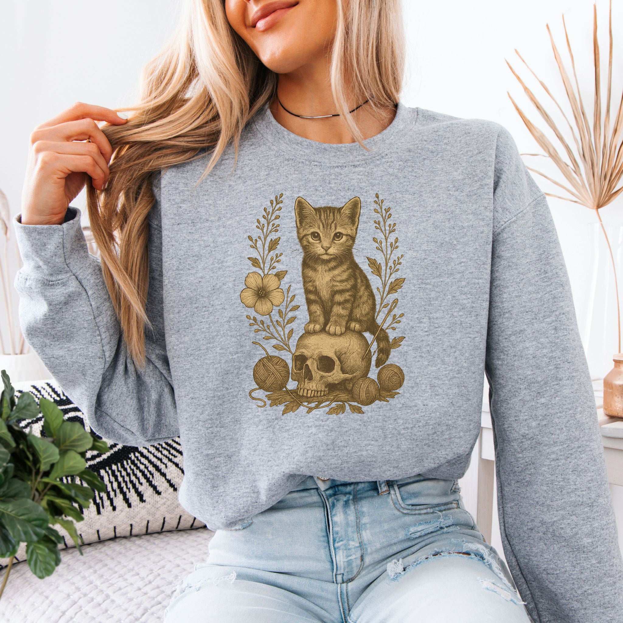 Gothic Kitten & Skull Sweatshirt – Vintage Halloween Cat Floral Design