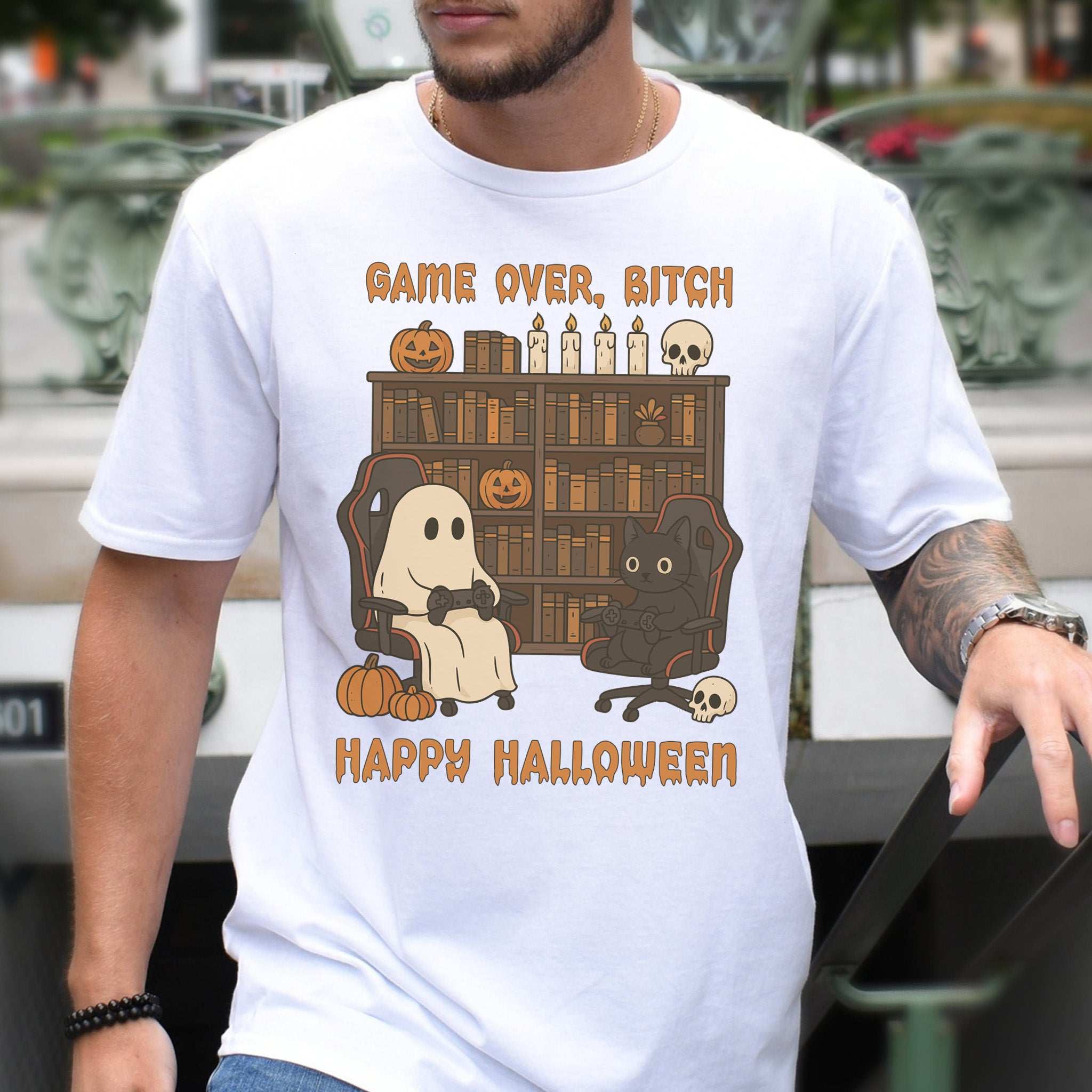 Halloween Gamer Ghost & Cat T-Shirt – Funny Retro Gaming Spooky Vibes