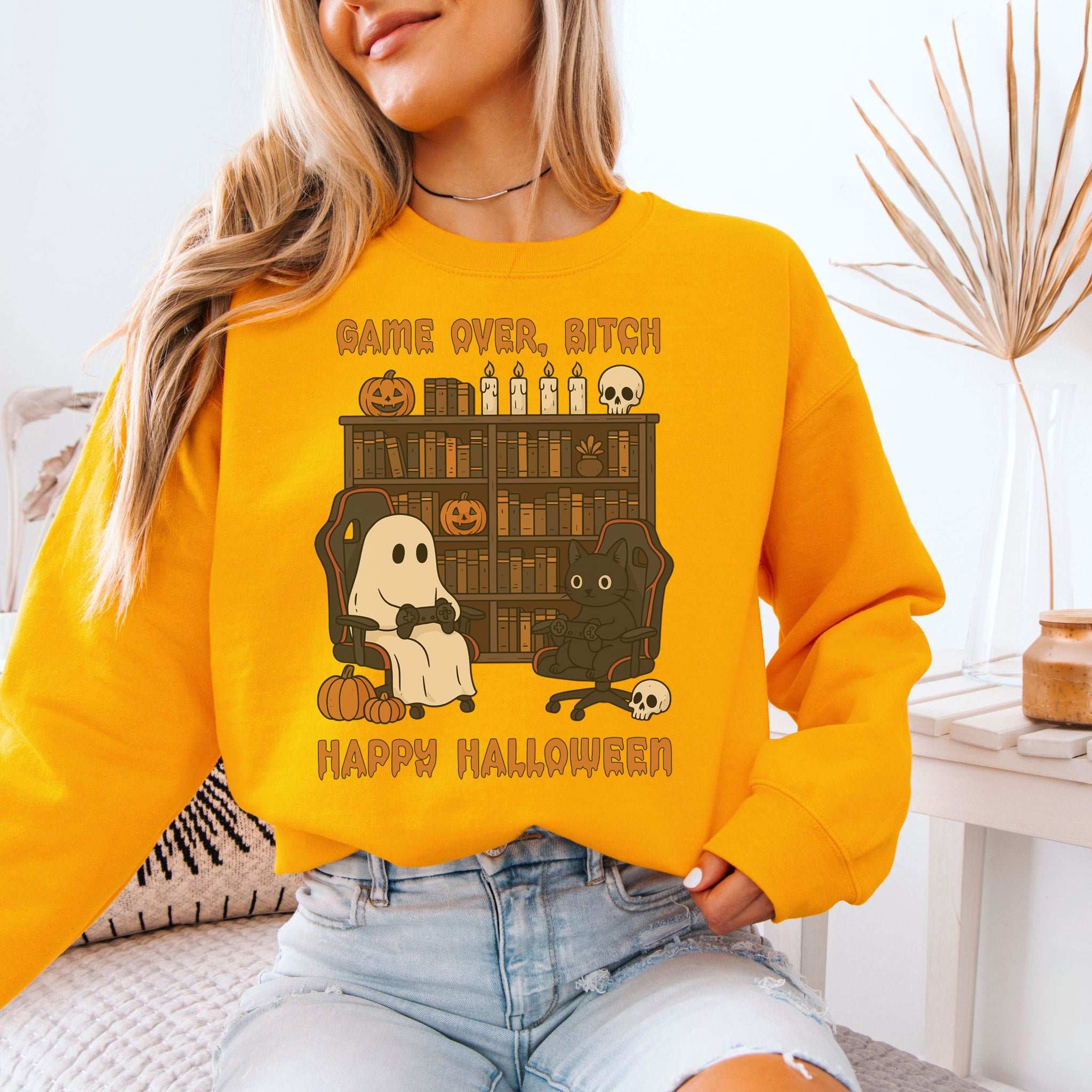 Halloween Gamer Ghost & Cat Sweatshirt – Funny Retro Spooky Gaming Vibes