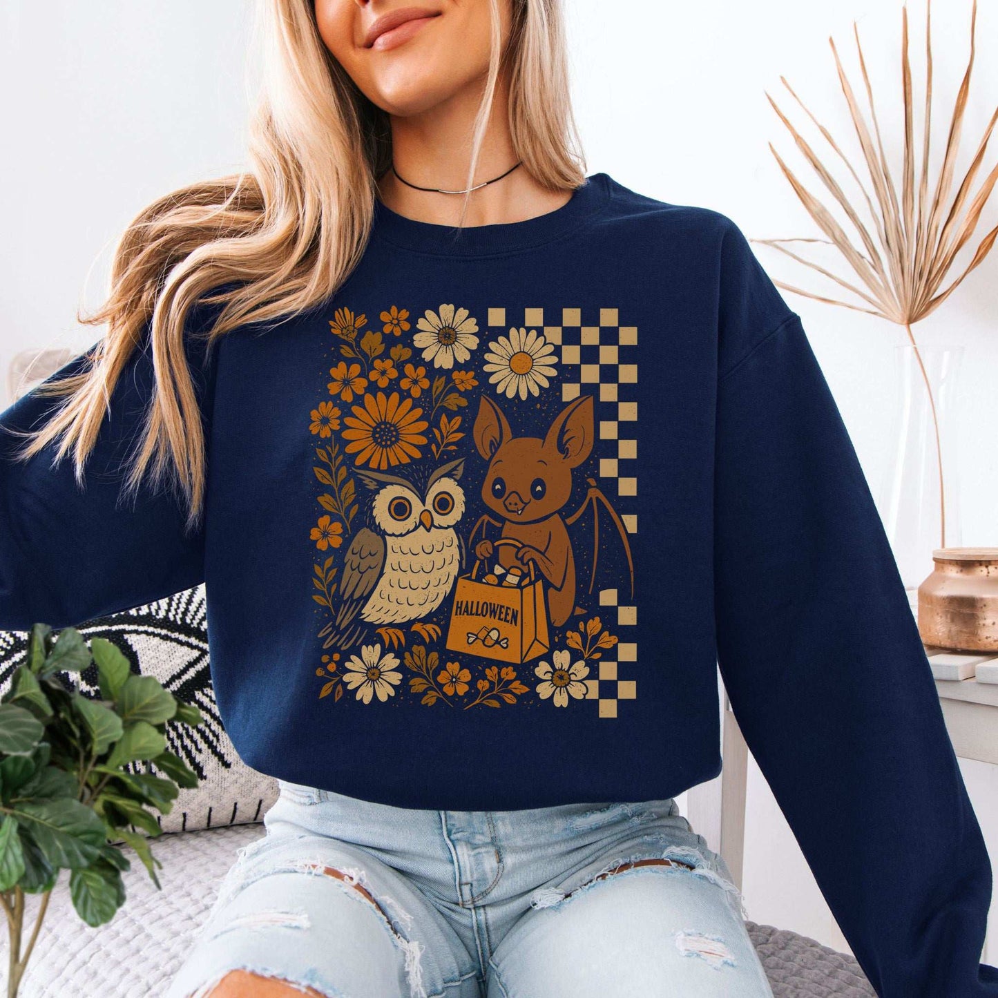 Halloween Owl & Bat Sweatshirt – Cute Forest Friends in Retro Trick-or-Treat