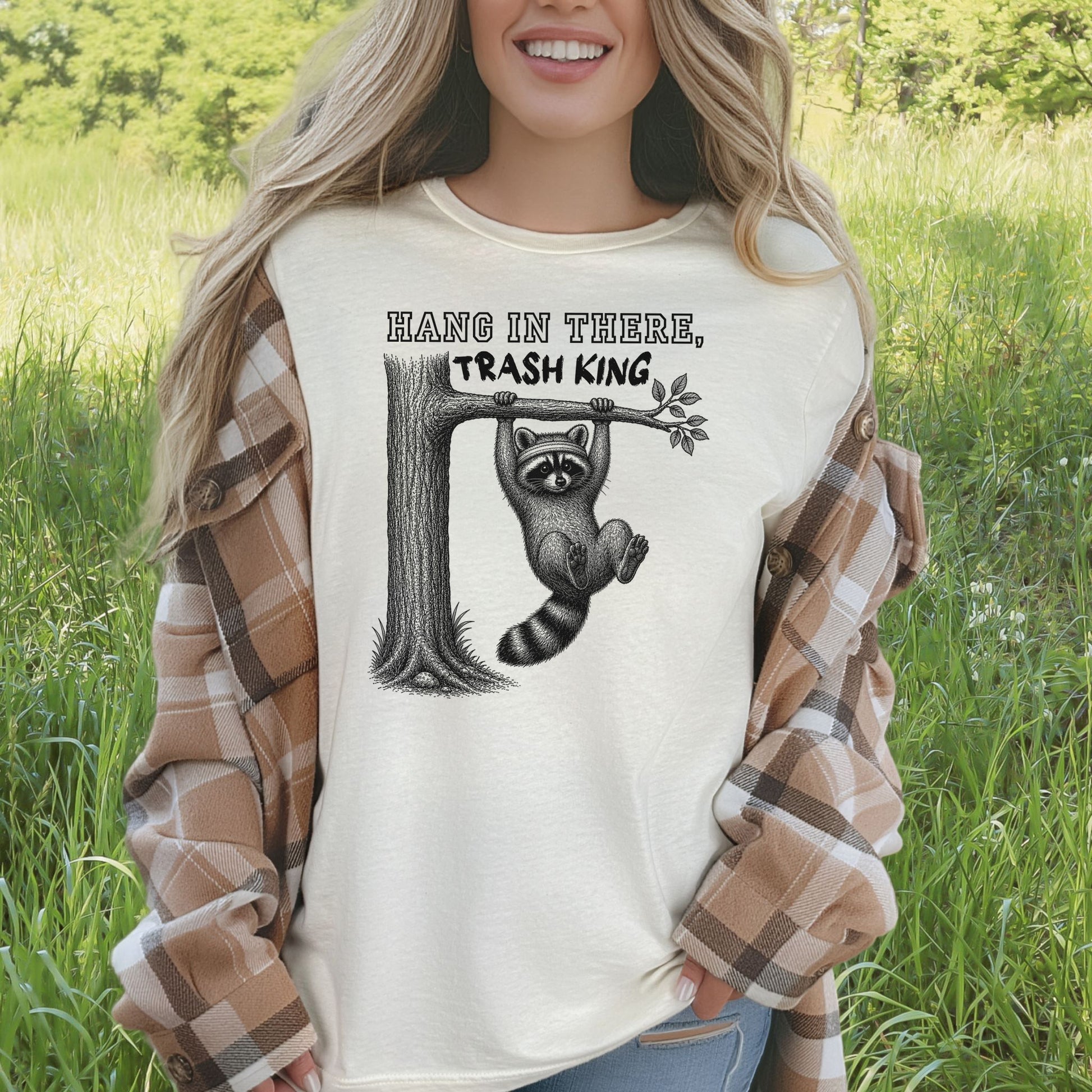 Hang In There Trash King Funny Raccoon Gym Wildlife Gift T-Shirt