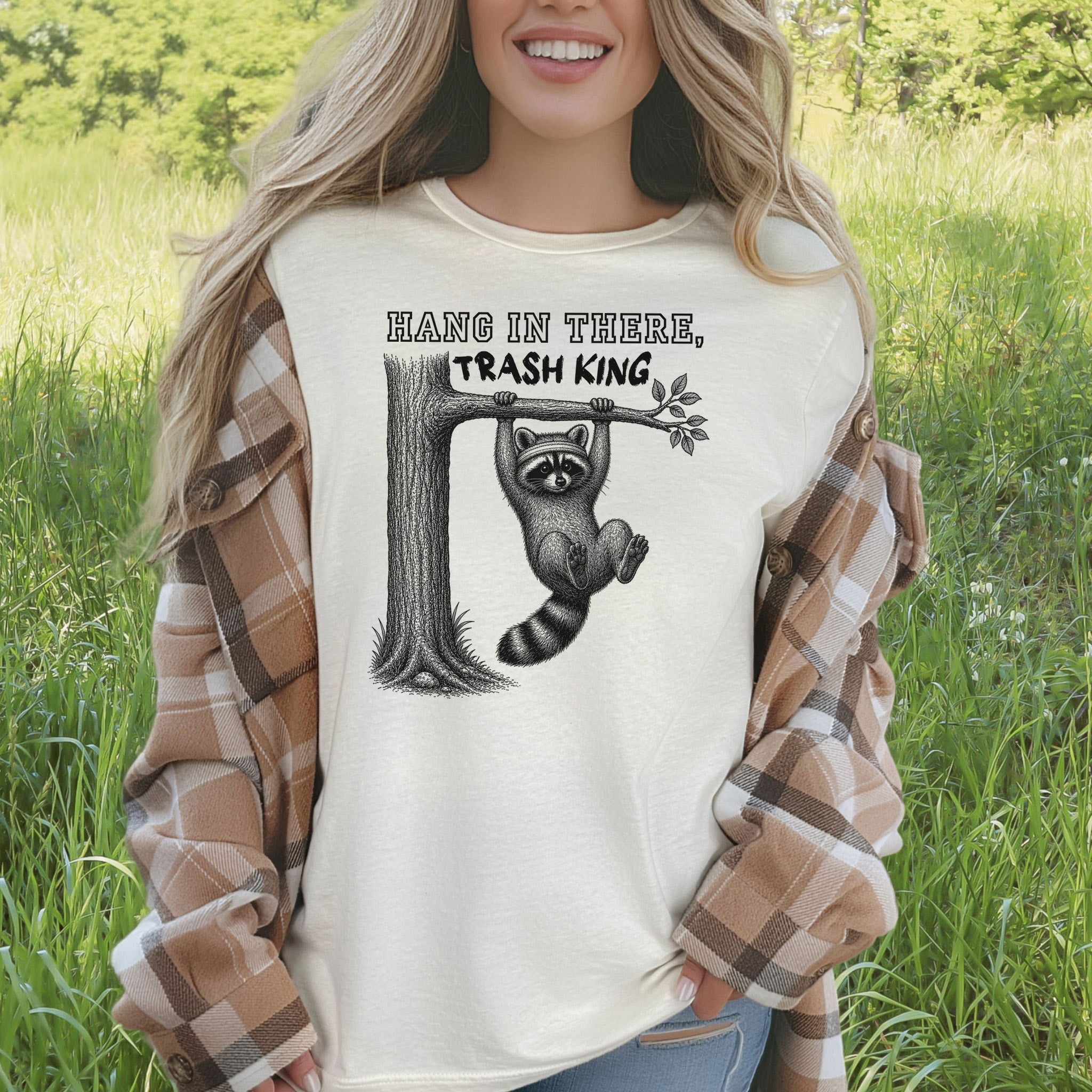 Hang In There Trash King Funny Raccoon Gym Wildlife Gift T-Shirt
