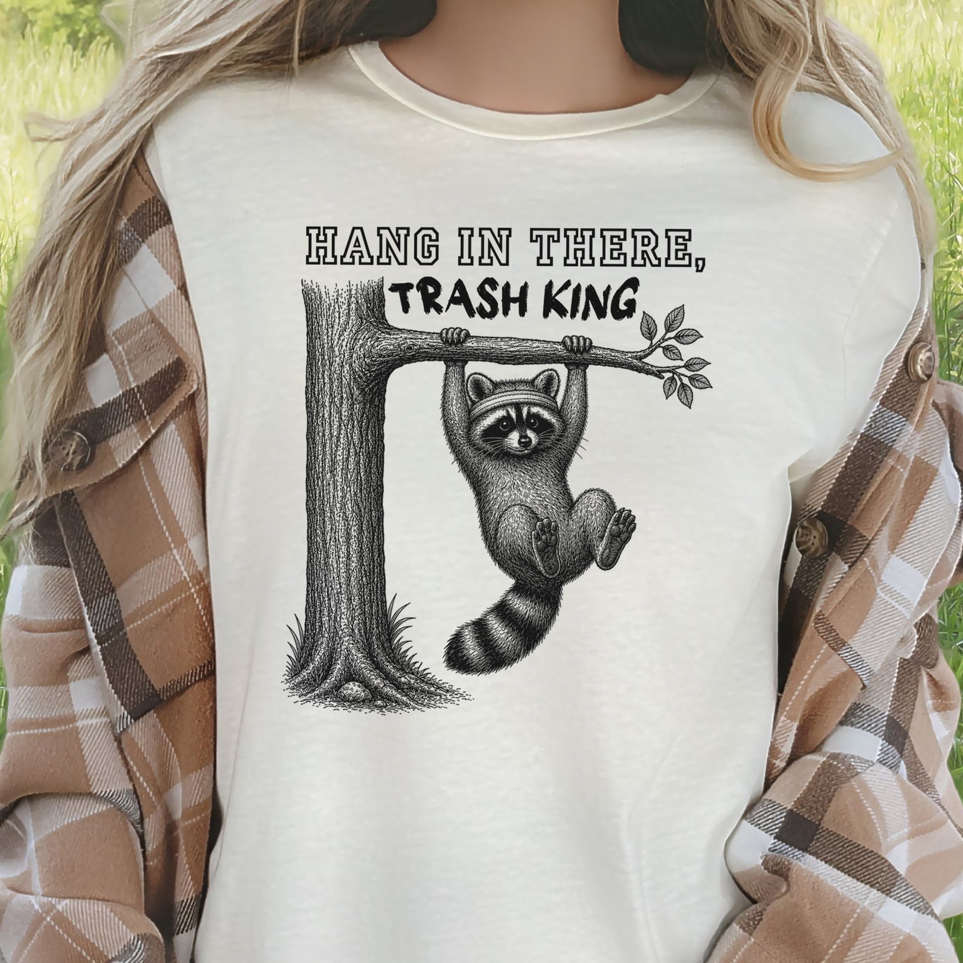 Hang In There Trash King Funny Raccoon Gym Wildlife Gift T-Shirt