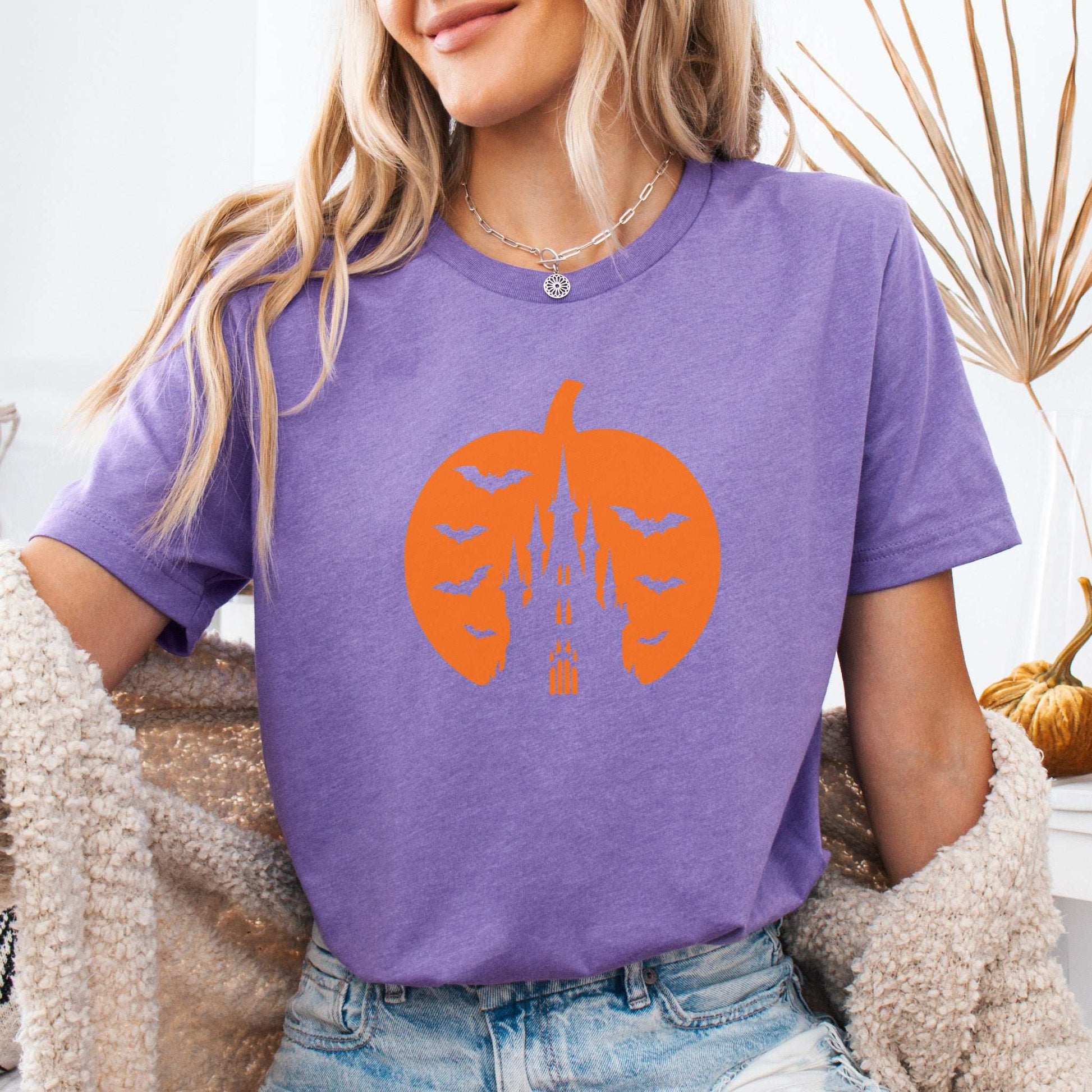 Haunted Pumpkin Castle T-Shirt – Gothic Halloween Bat & Spooky Vibes Tee