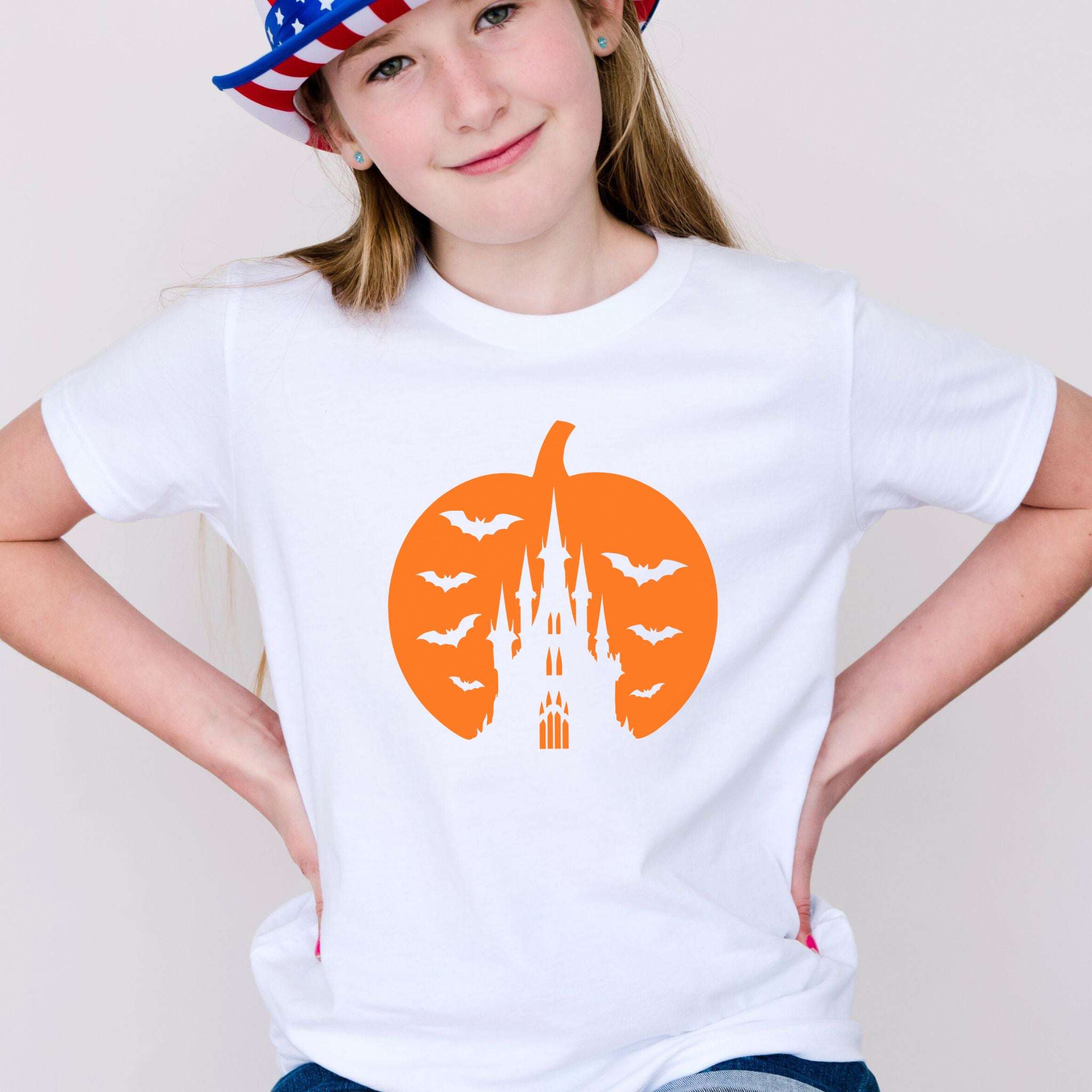 Haunted Pumpkin Castle Youth T-Shirt – Spooky Bats & Halloween Vibes