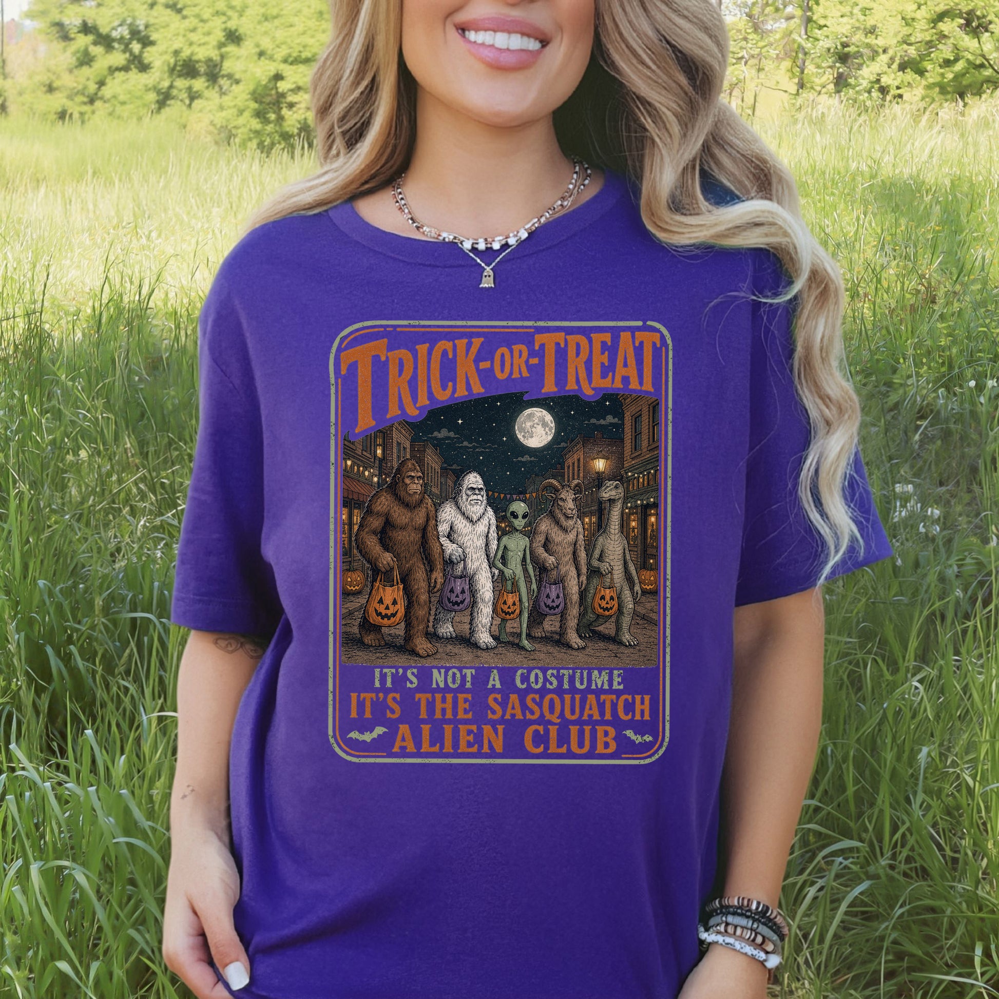 Trick or Treat Sasquatch Alien Club Funny Cryptid Halloween T-Shirt