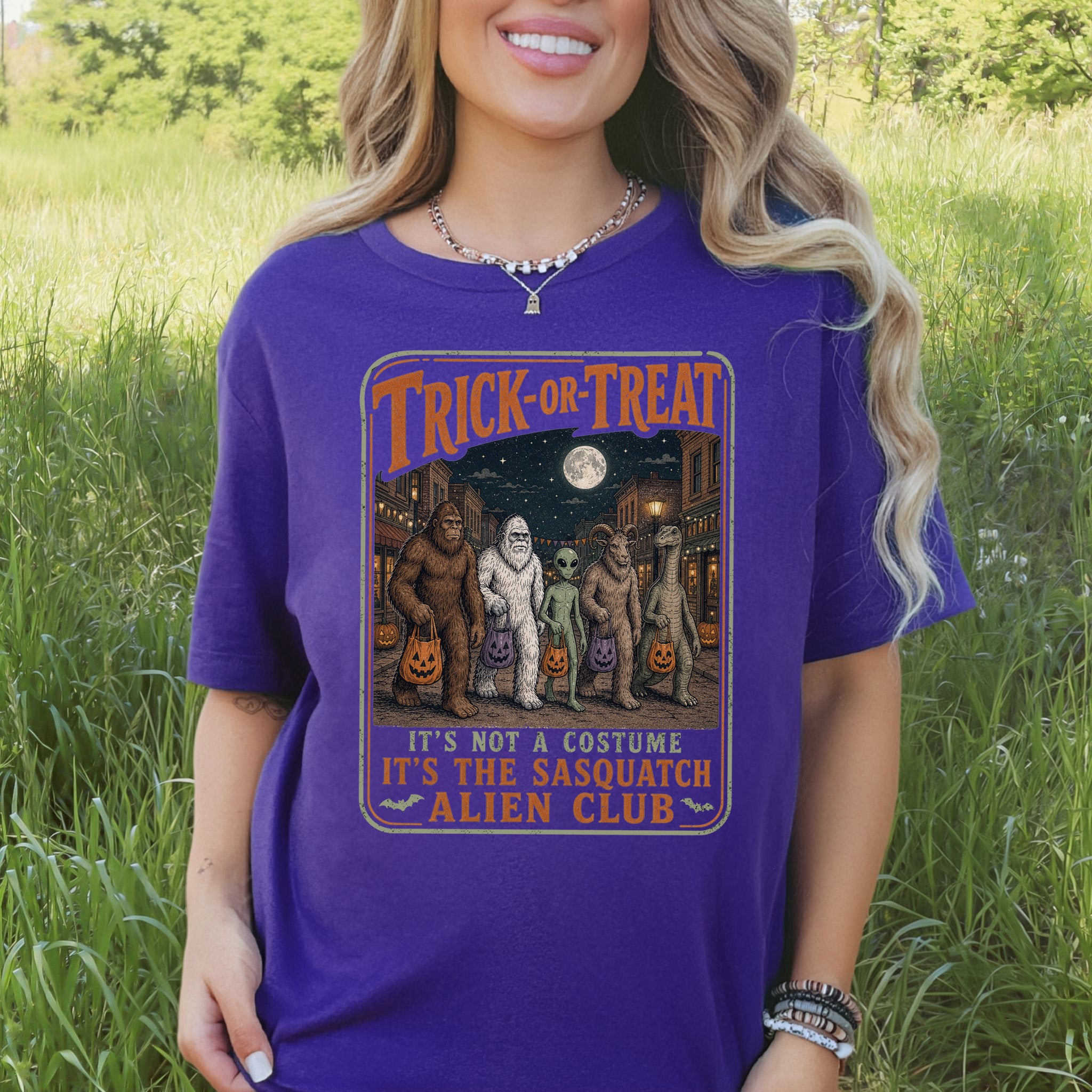 Trick or Treat Sasquatch Alien Club Funny Cryptid Halloween T-Shirt