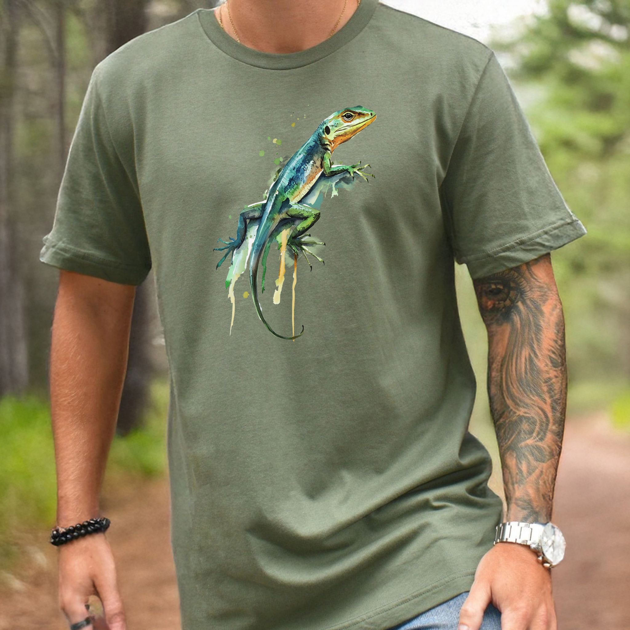 Watercolor Lizard T-Shirt – Vibrant Reptile Lover Nature Tee