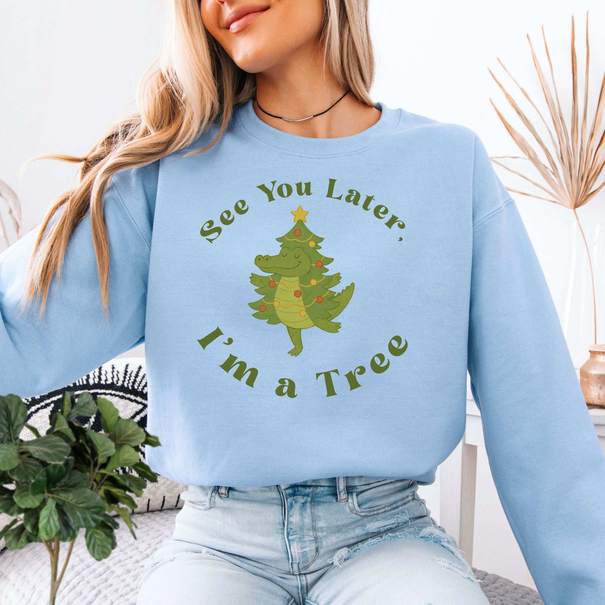 Merry Croc Tree Sweatshirt – Funny Alligator Christmas Tree Vibes