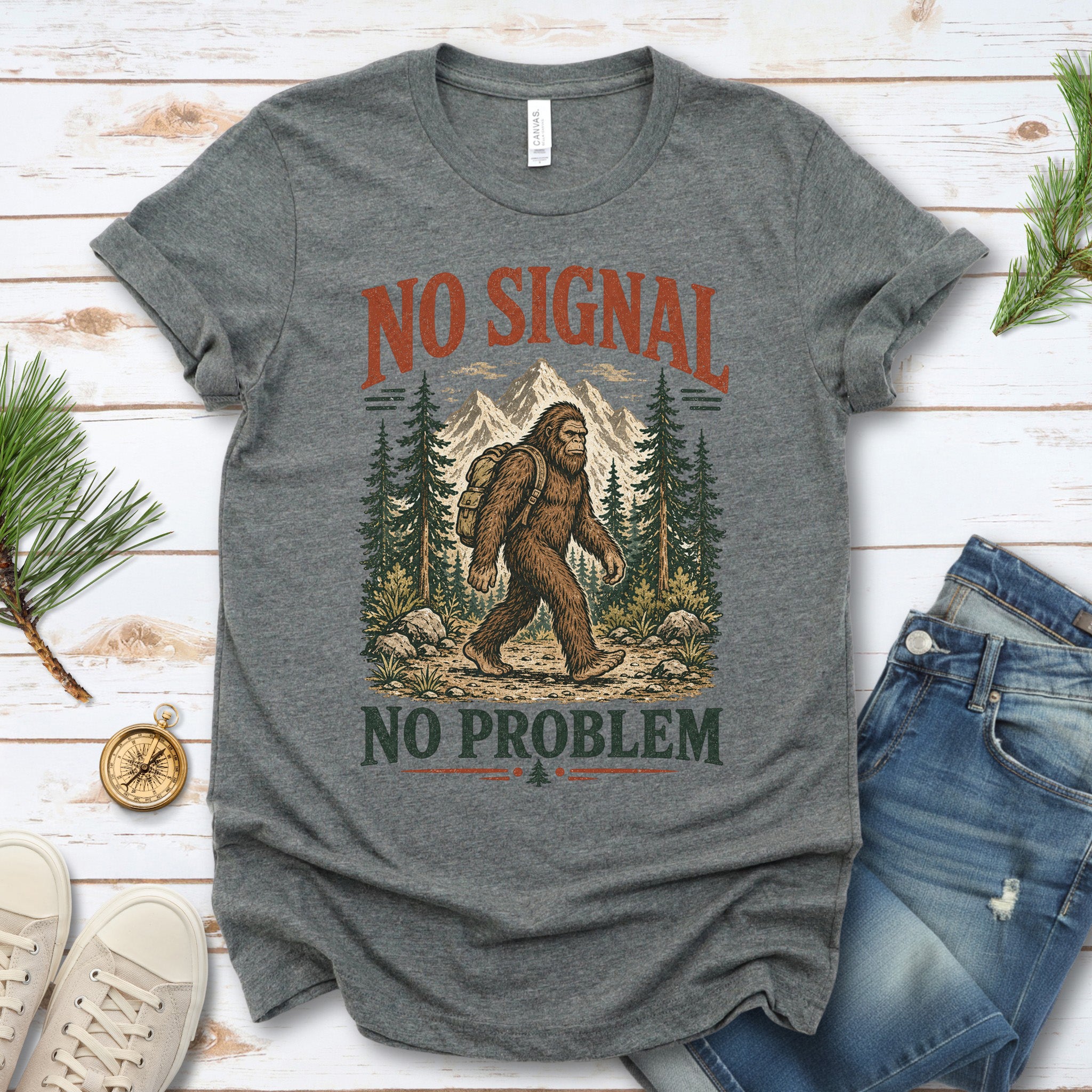 No Signal No Problem Bigfoot Sasquatch Camping Humor T-Shirt