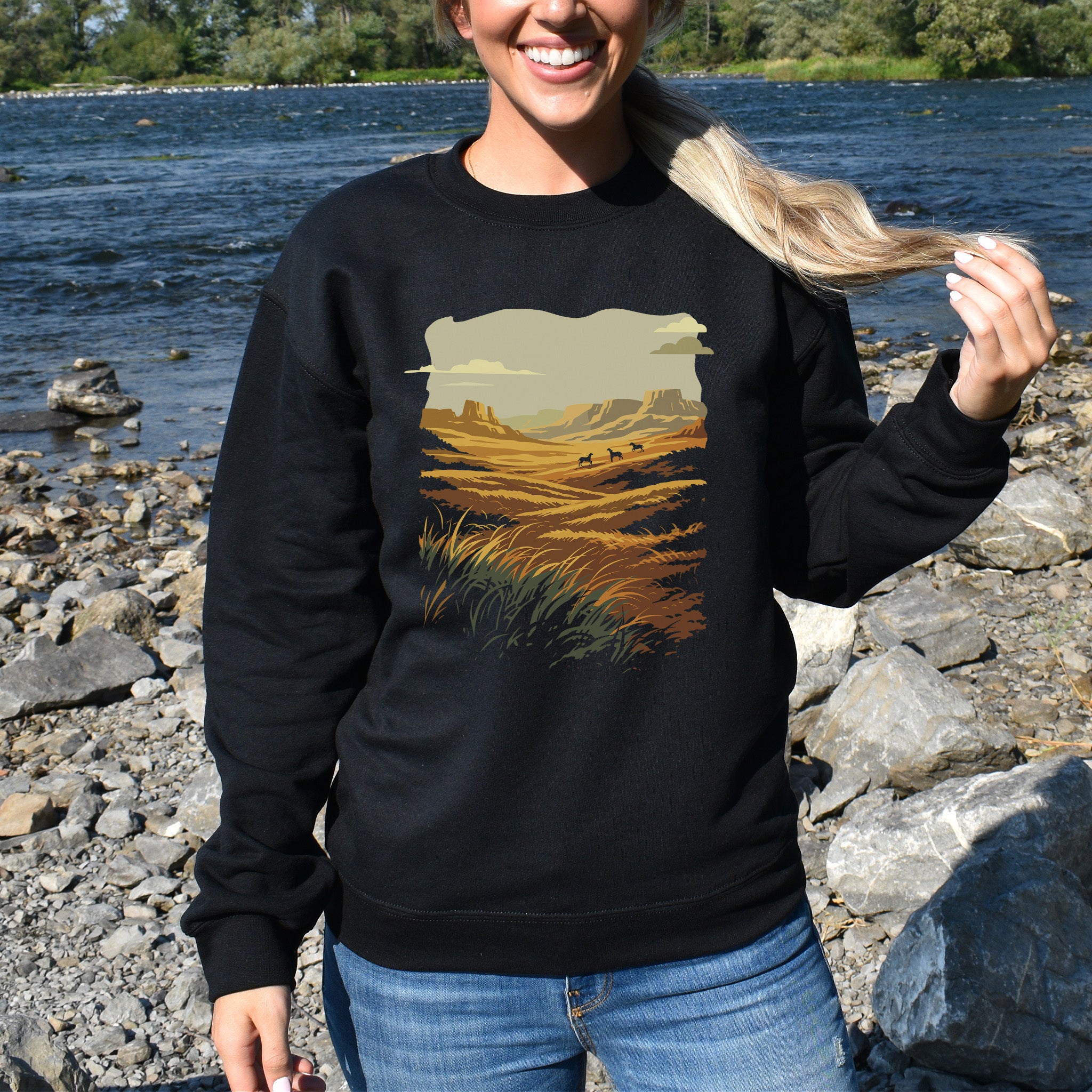 Open Range Wild West Desert Horizon & Mustang Adventure Sweatshirt