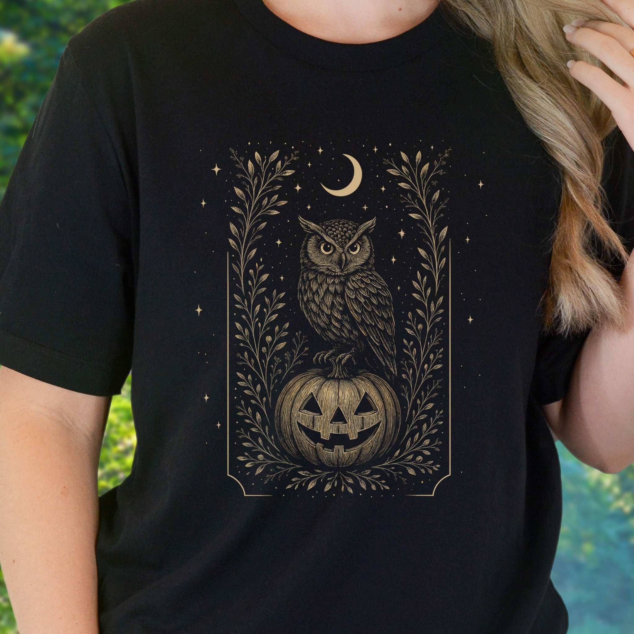 Owl Moon Halloween T-Shirt – Vintage Jack-O’-Lantern Night Bird Tee