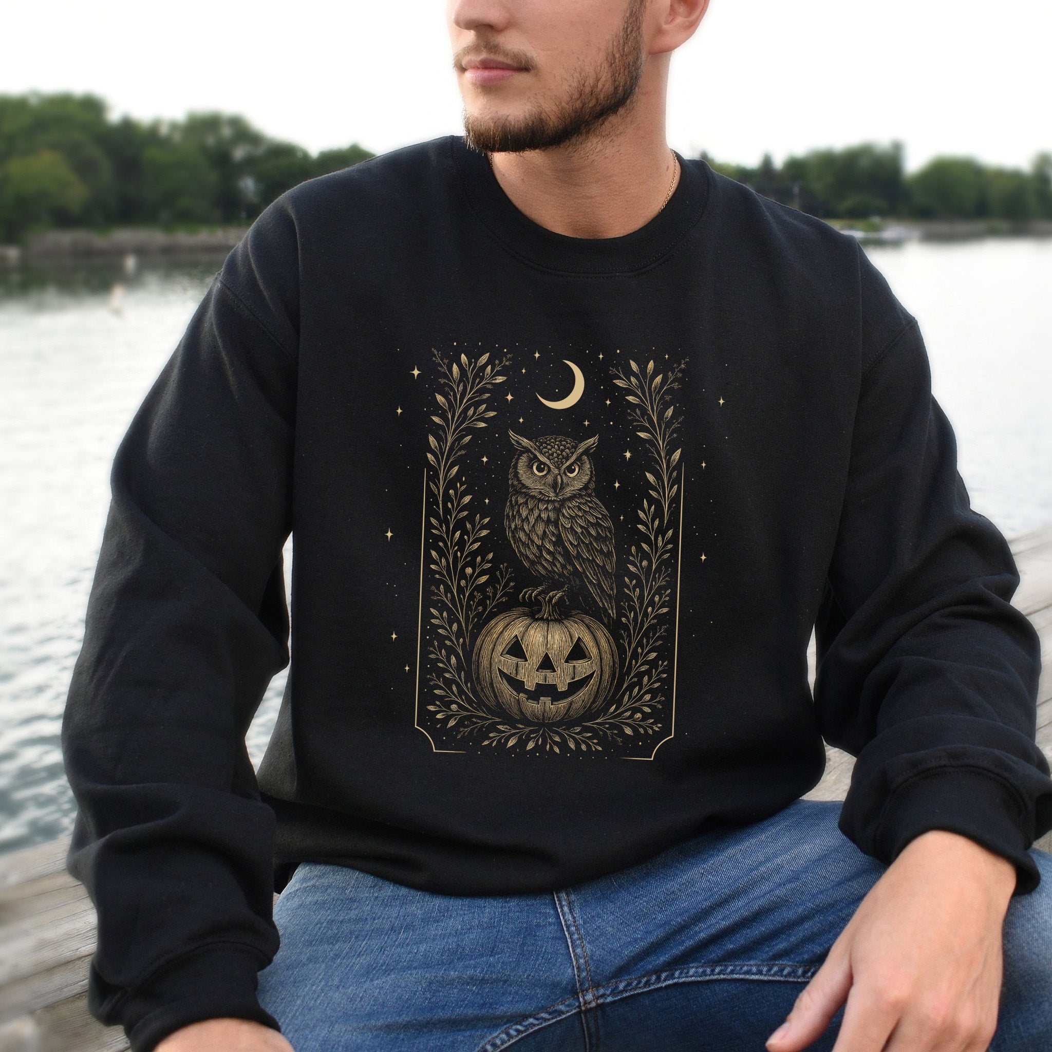 Owl Moon Halloween Sweatshirt – Vintage Jack-O’-Lantern Night Bird