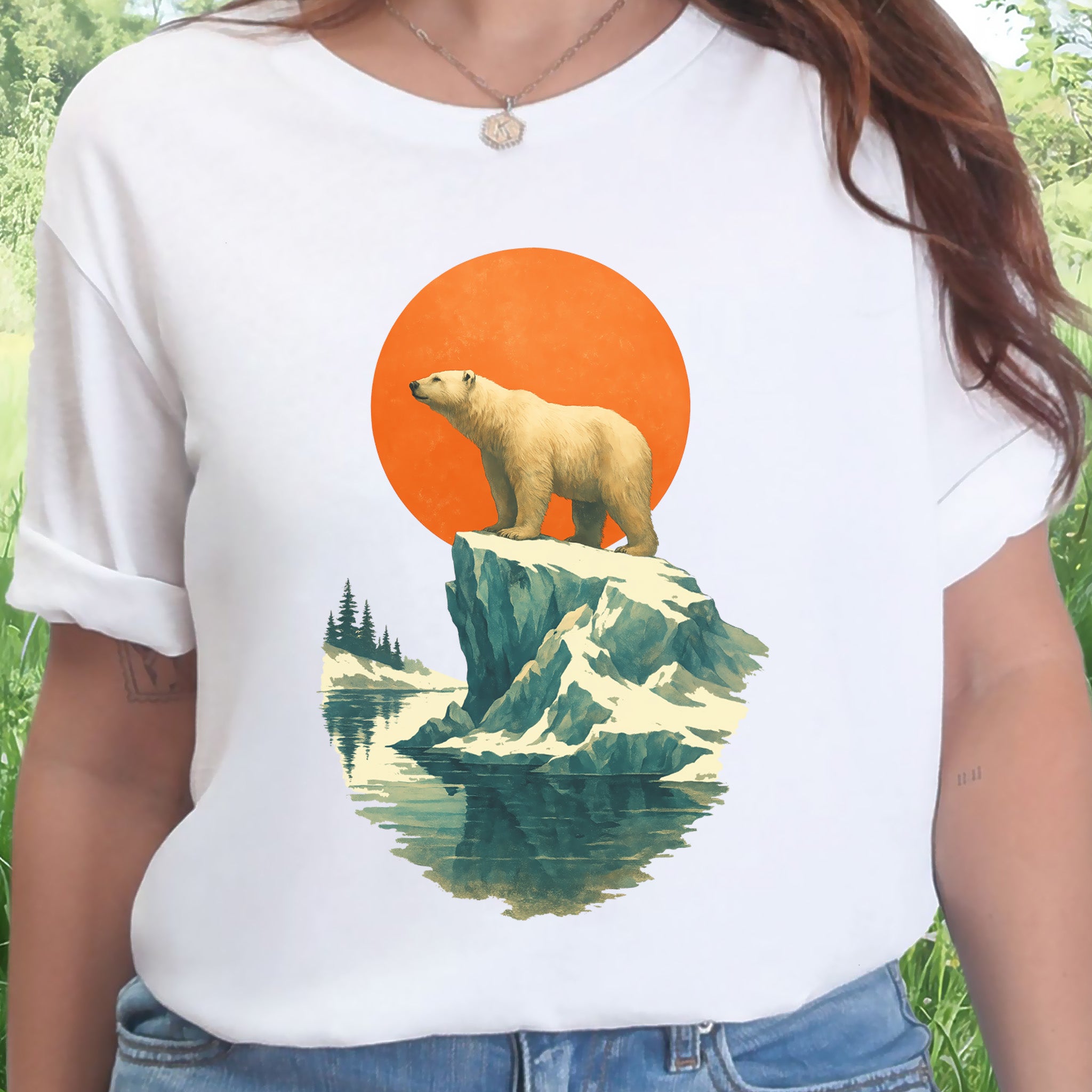 Vintage Polar Bear T-Shirt – Japanese Style Arctic Nature Tee