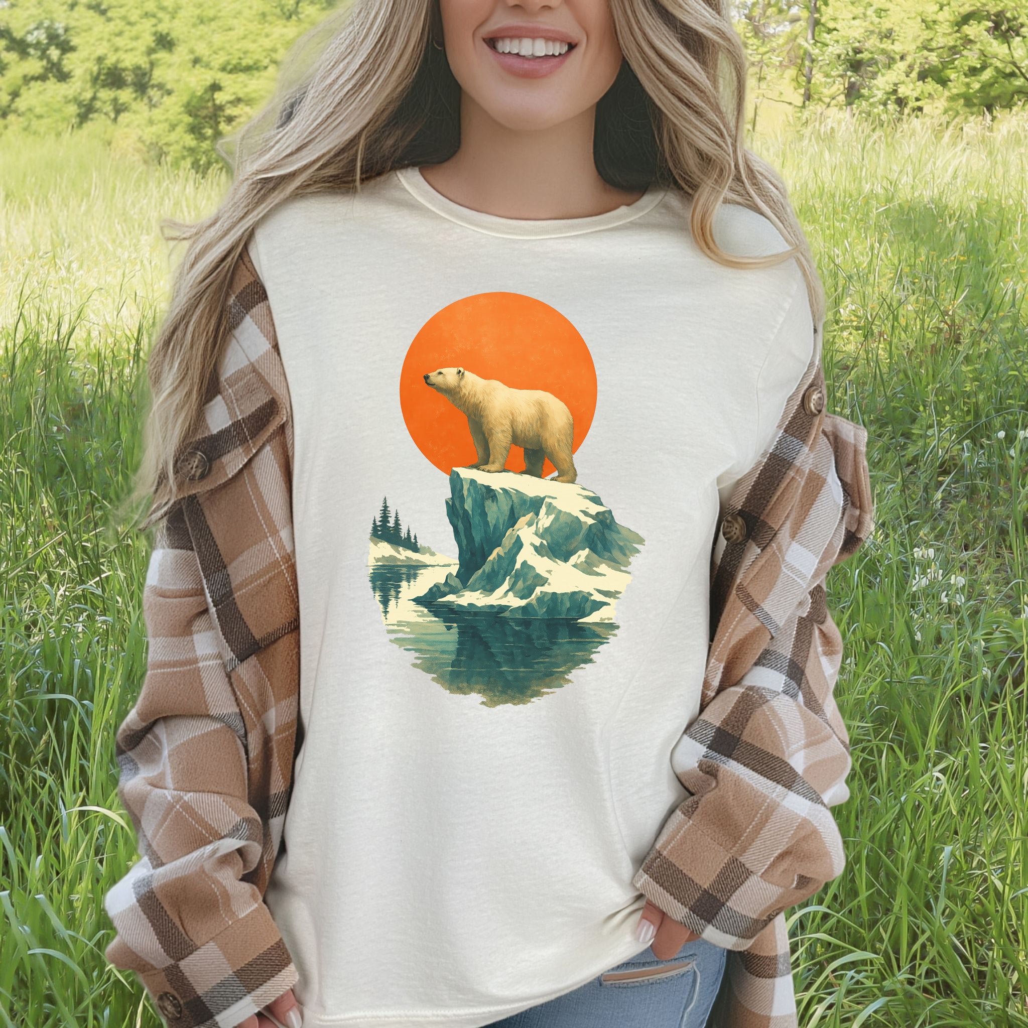Vintage Polar Bear T-Shirt – Japanese Style Arctic Nature Tee