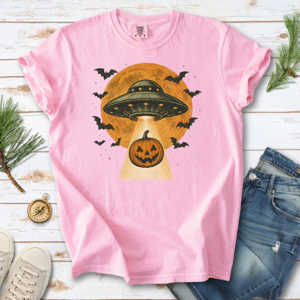 Pumpkin Pickup UFO Alien Abduction Retro Halloween Sci-Fi Comfort Colors Shirt