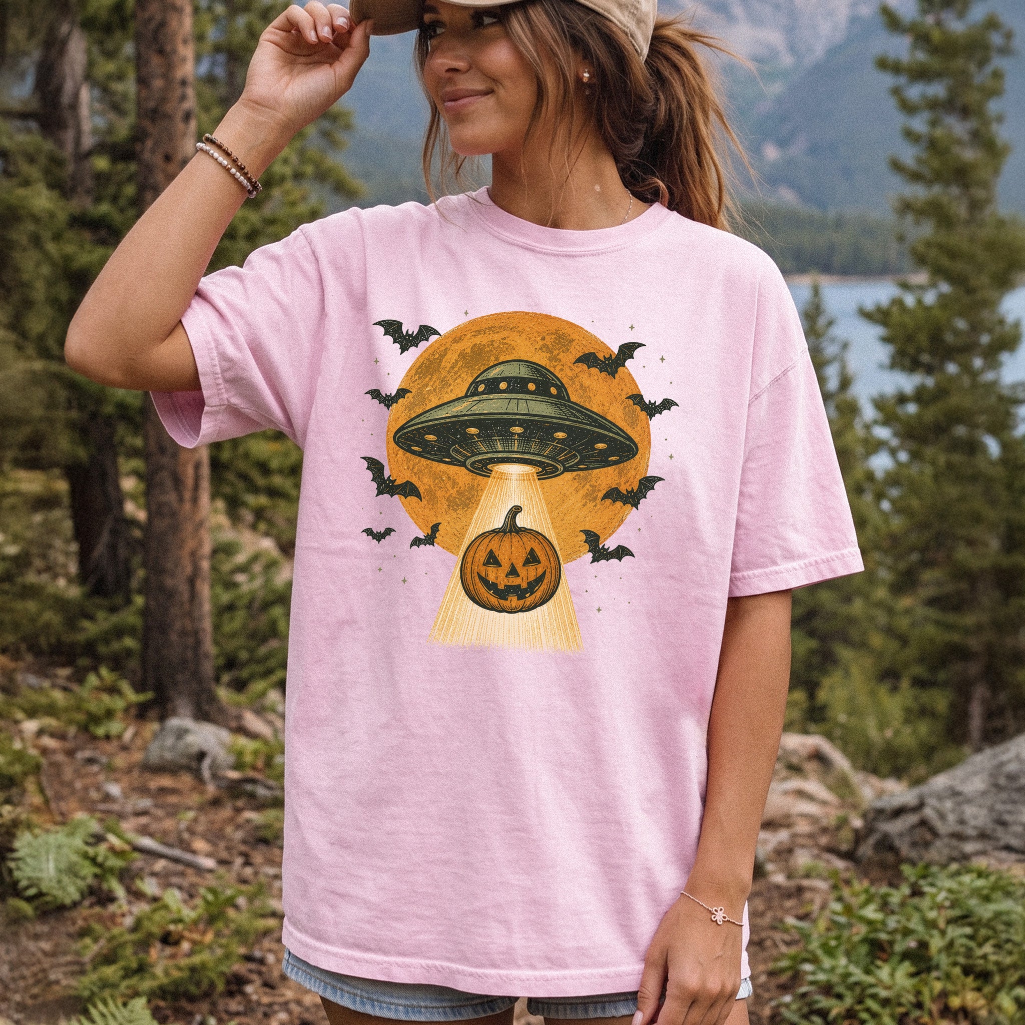 Pumpkin Pickup UFO Alien Abduction Retro Halloween Sci-Fi Comfort Colors Shirt