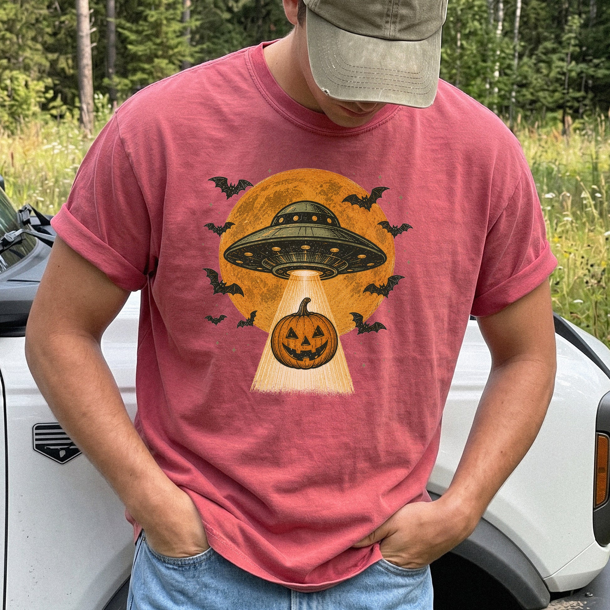 Pumpkin Pickup UFO Alien Abduction Retro Halloween Sci-Fi Comfort Colors Shirt