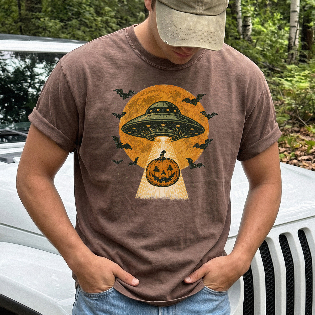 Pumpkin Pickup UFO Alien Abduction Retro Halloween Sci-Fi Comfort Colors Shirt