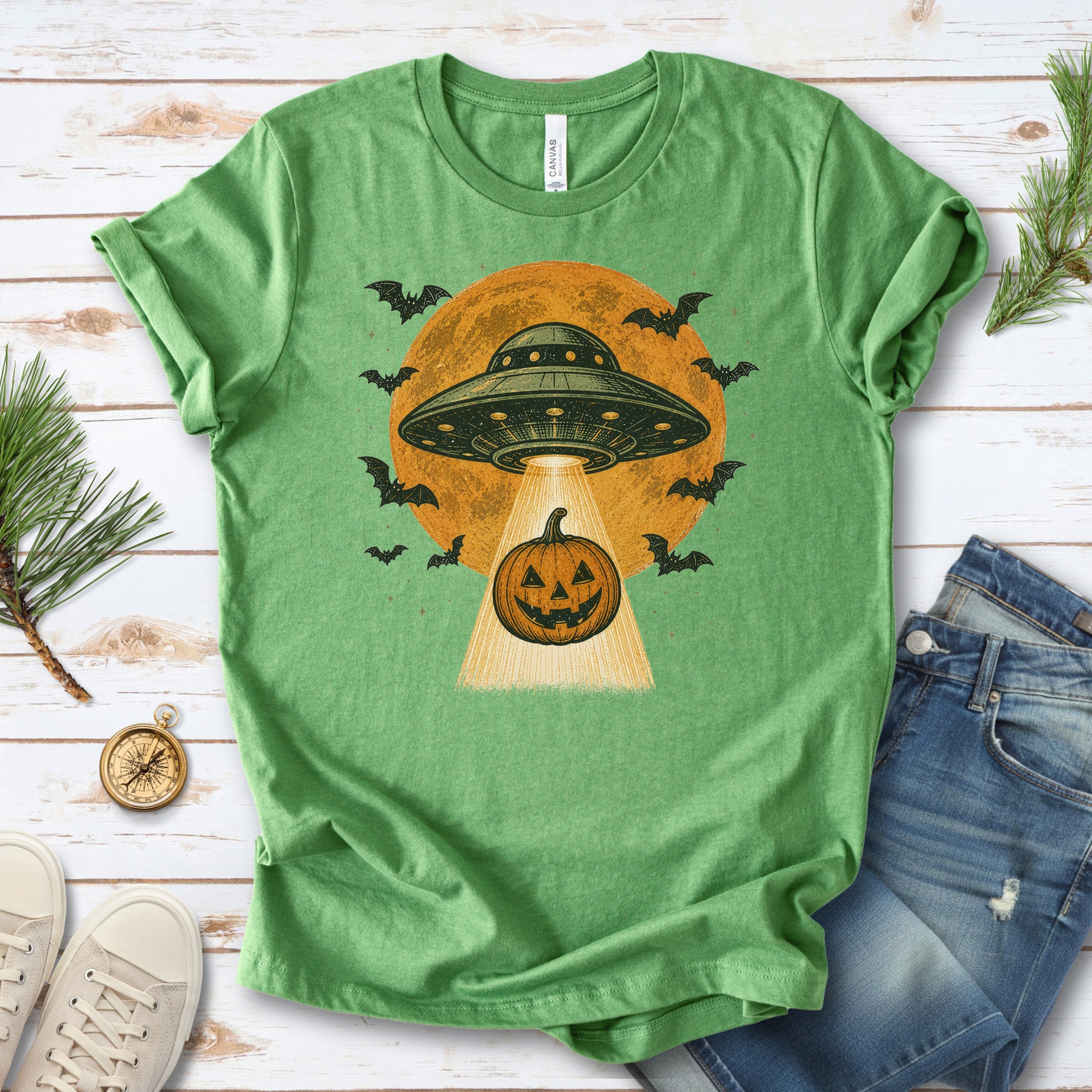 Pumpkin Pickup UFO Alien Abduction Retro Halloween Sci-Fi T-Shirt
