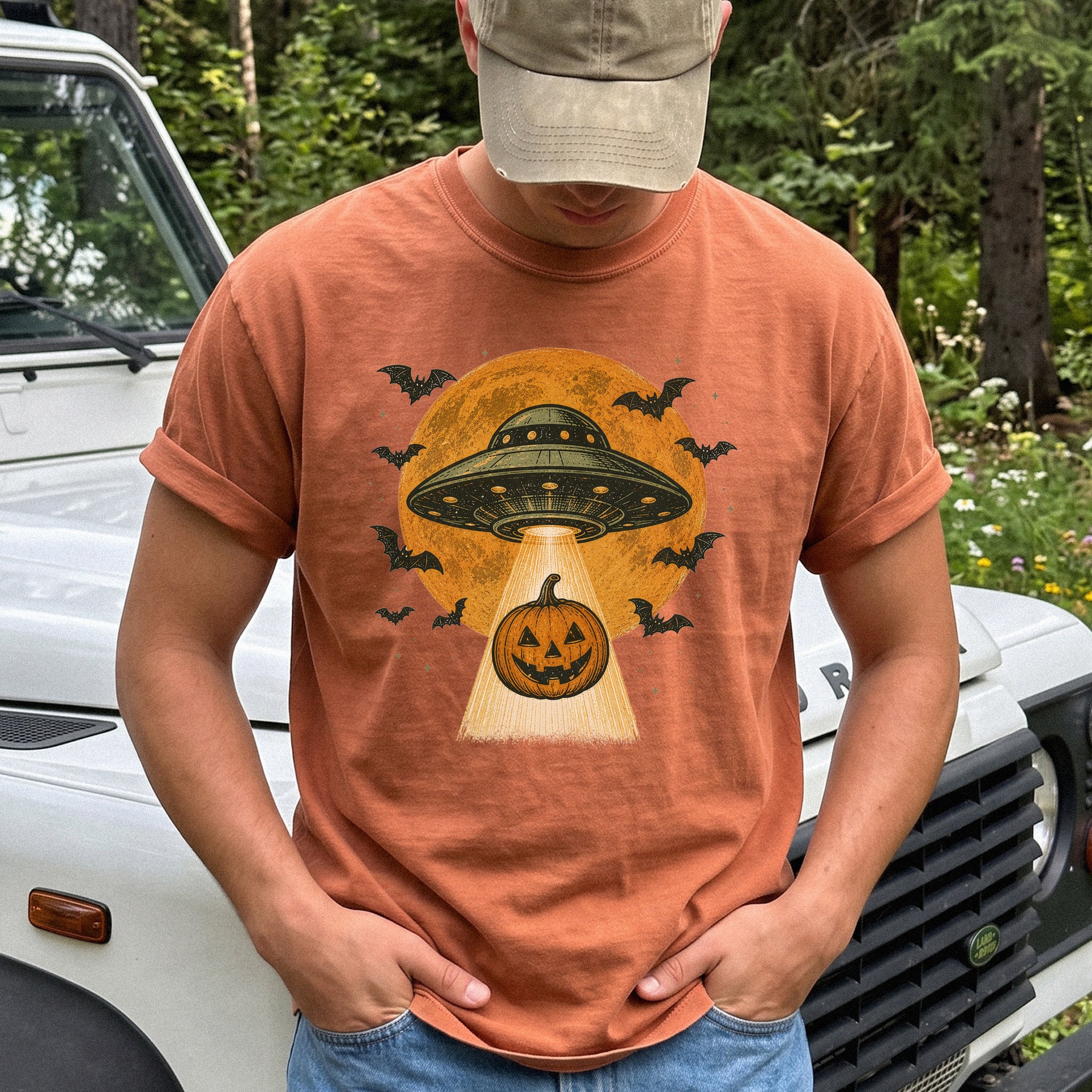 Pumpkin Pickup UFO Alien Abduction Retro Halloween Sci-Fi Comfort Colors Shirt