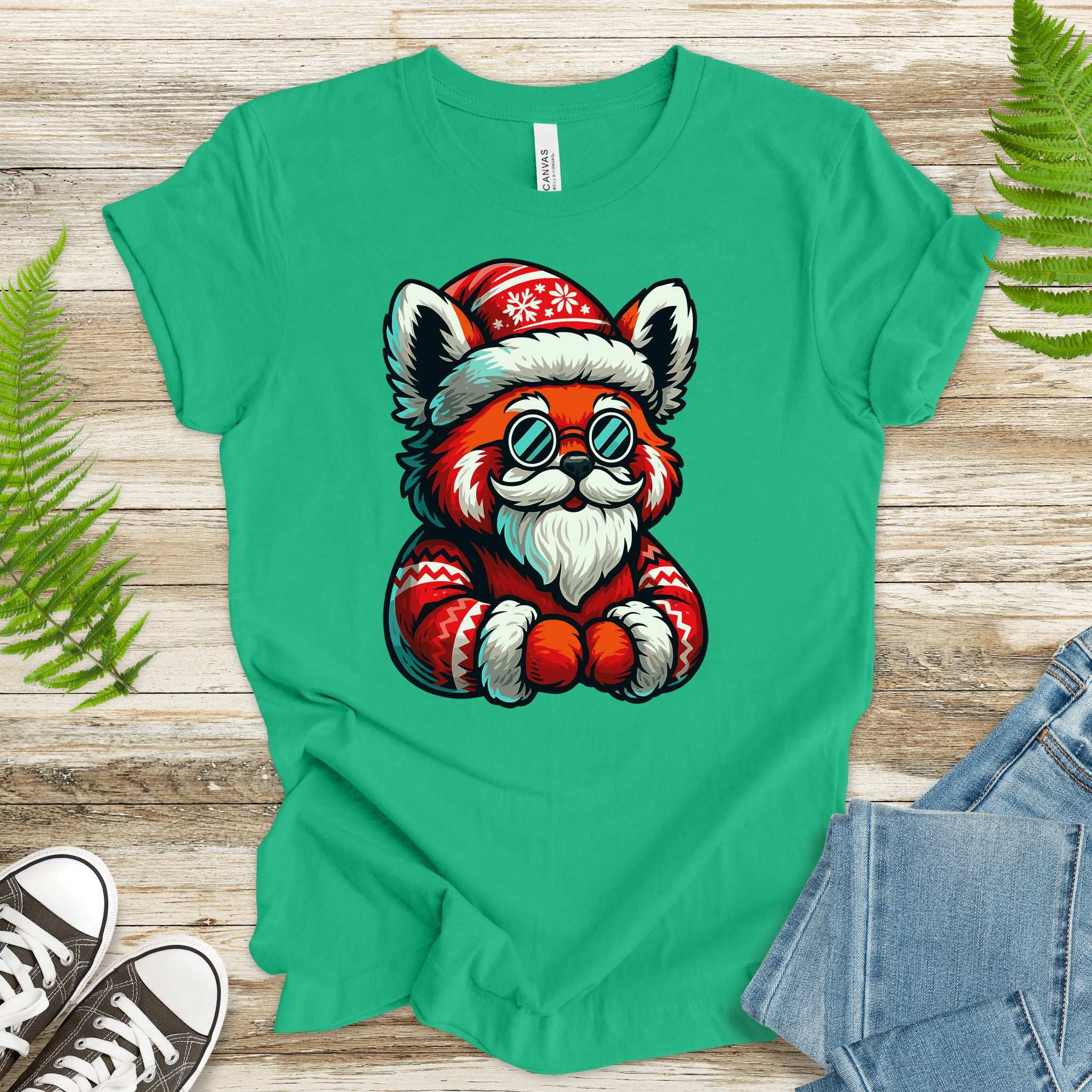 Red Panda Claus T-Shirt – Cool Santa Christmas Animal Tee