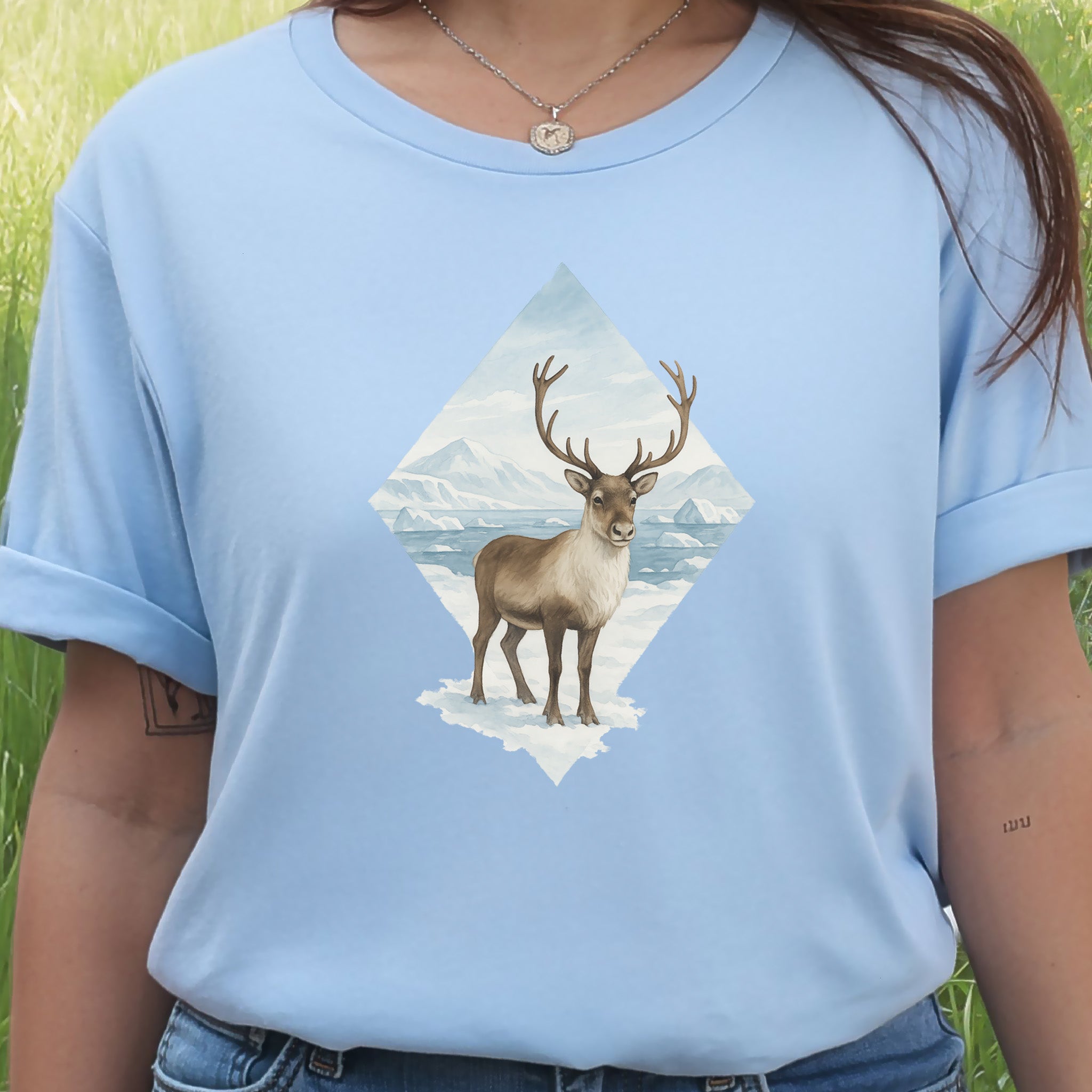 Arctic Reindeer Diamond T-Shirt – Retro Winter Nature Gift Tee