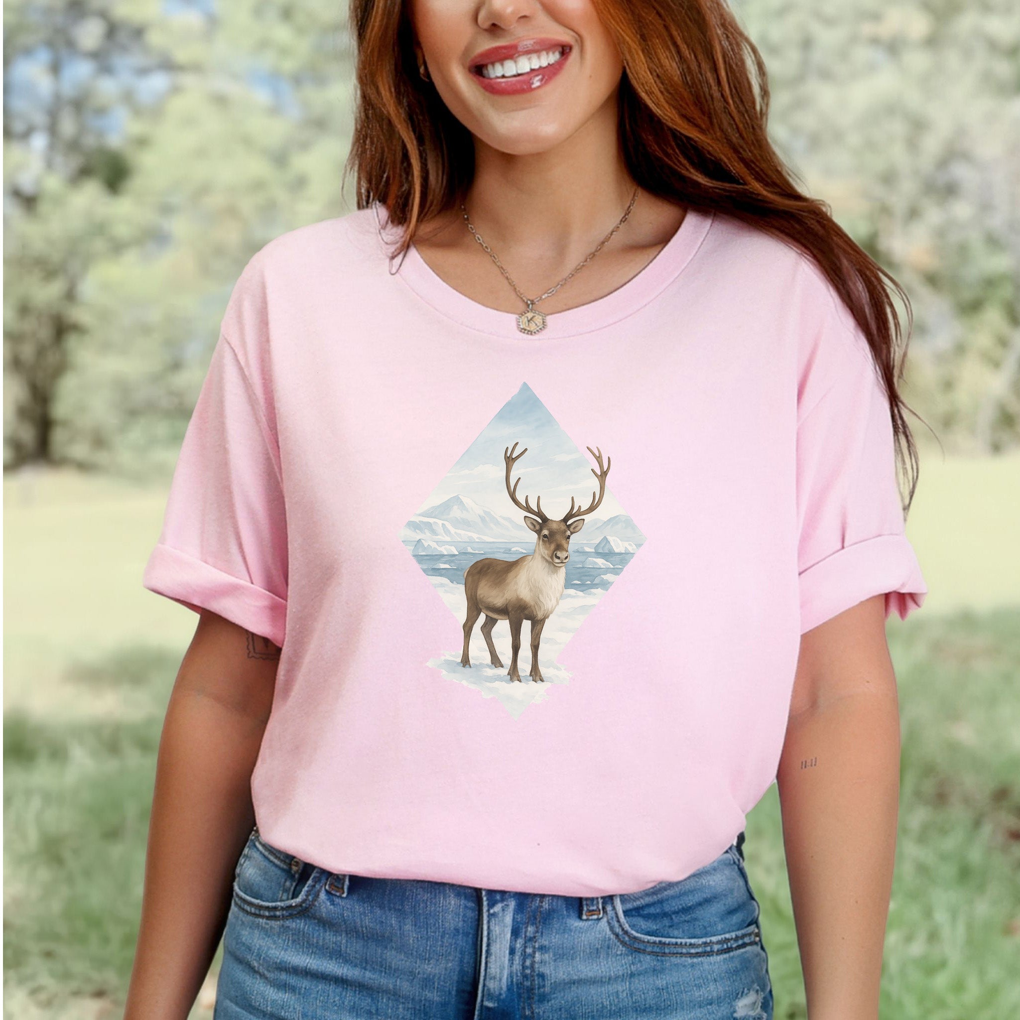 Arctic Reindeer Diamond T-Shirt – Retro Winter Nature Gift Tee