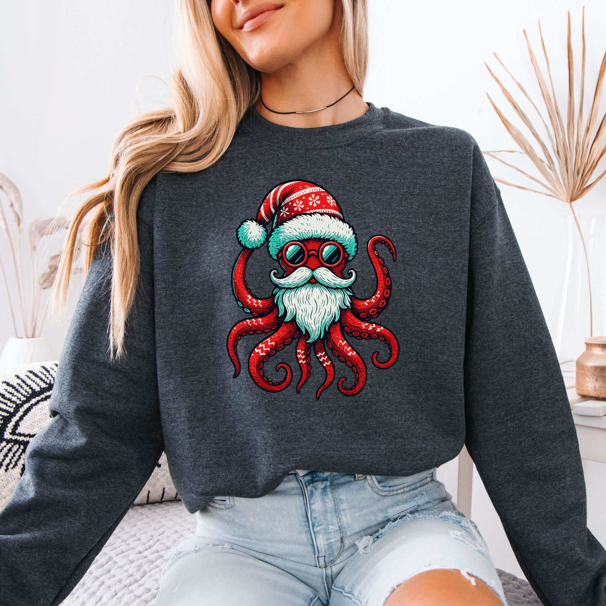Santa Kraken Sweatshirt – Funny Octopus Christmas Sea Life Style