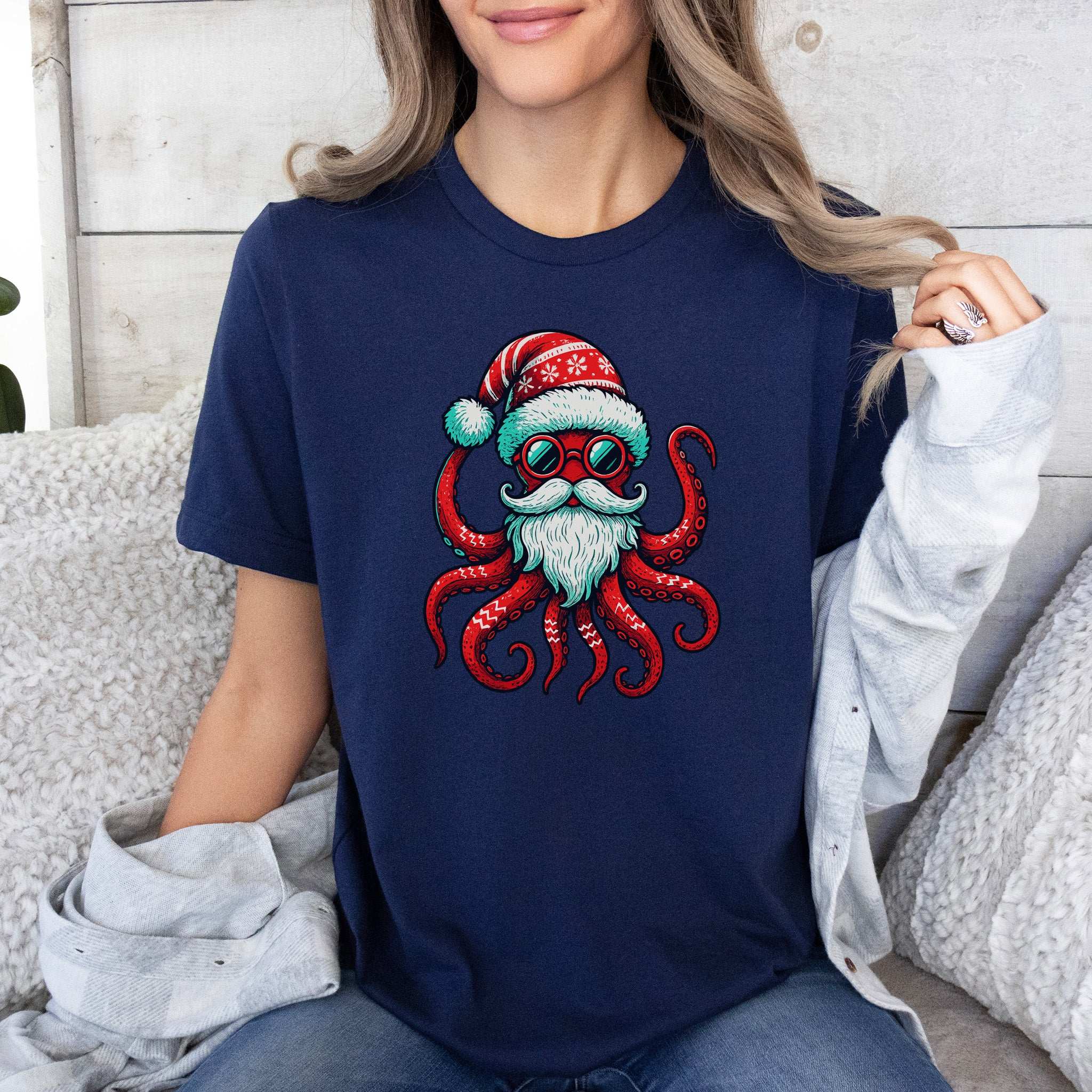 Santa Kraken T-Shirt – Funny Octopus Christmas Sea Life Tee