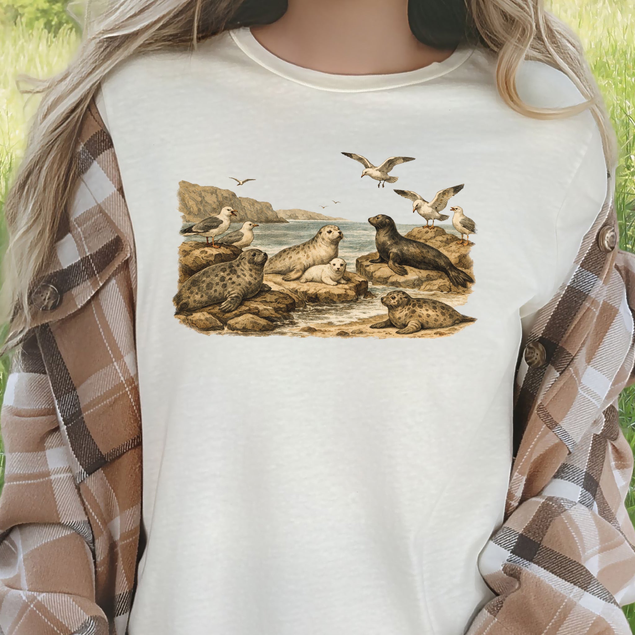 Seaside Rest Vintage Coastal Wildlife T-Shirt