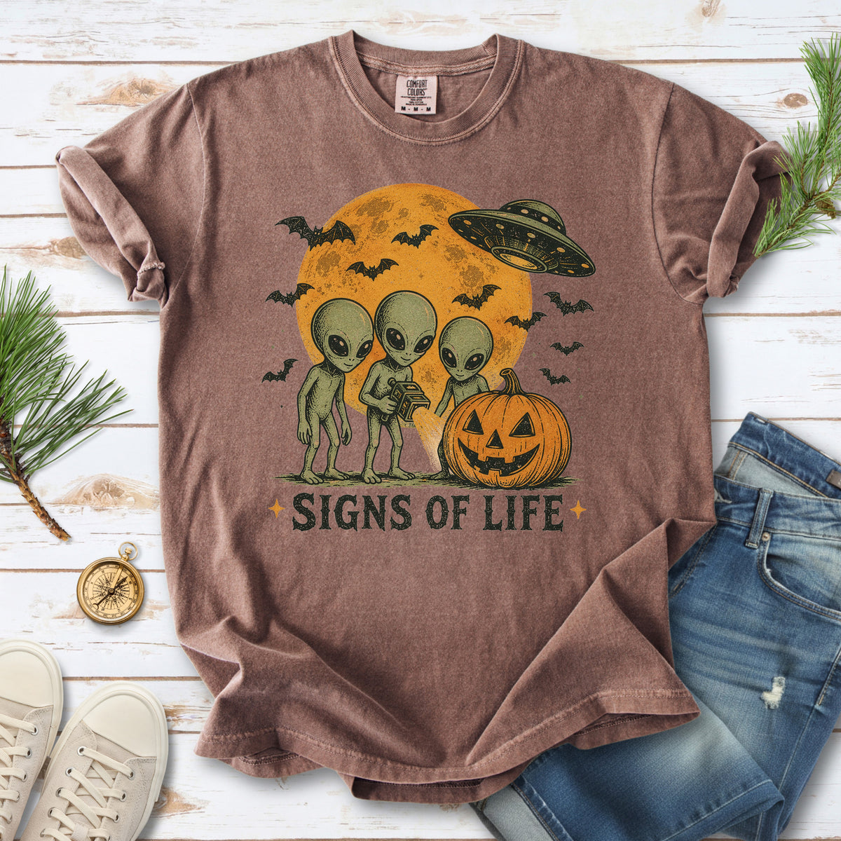 Signs of Life Alien UFO Halloween Pumpkin Retro Sci-Fi Comfort Colors Shirt