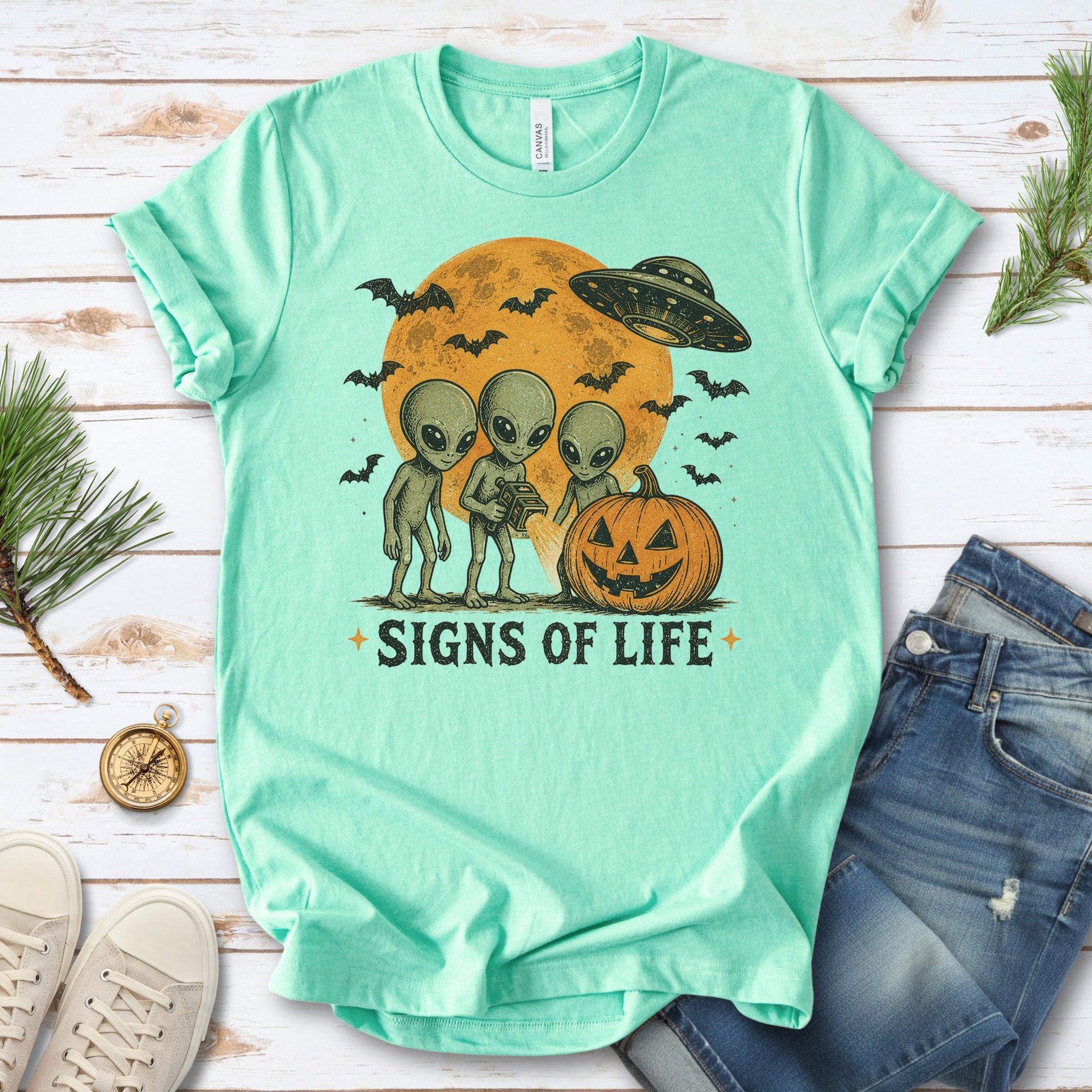 Signs of Life Alien UFO Halloween Pumpkin Retro Sci-Fi Graphic T-Shirt