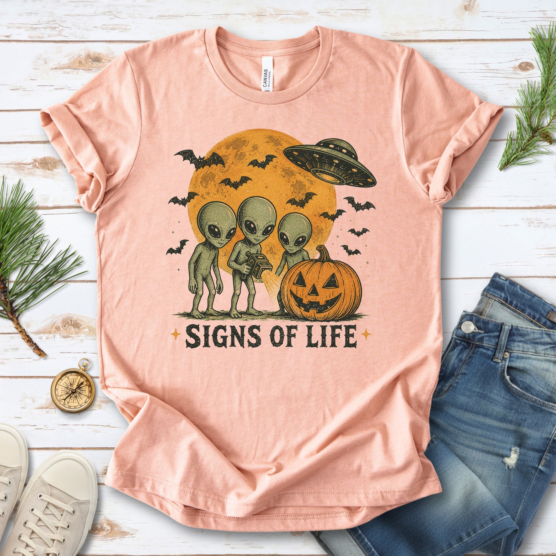 Signs of Life Alien UFO Halloween Pumpkin Retro Sci-Fi Graphic T-Shirt
