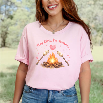 Stay Close I’m Toasting Cute Marshmallow Campfire T-Shirt