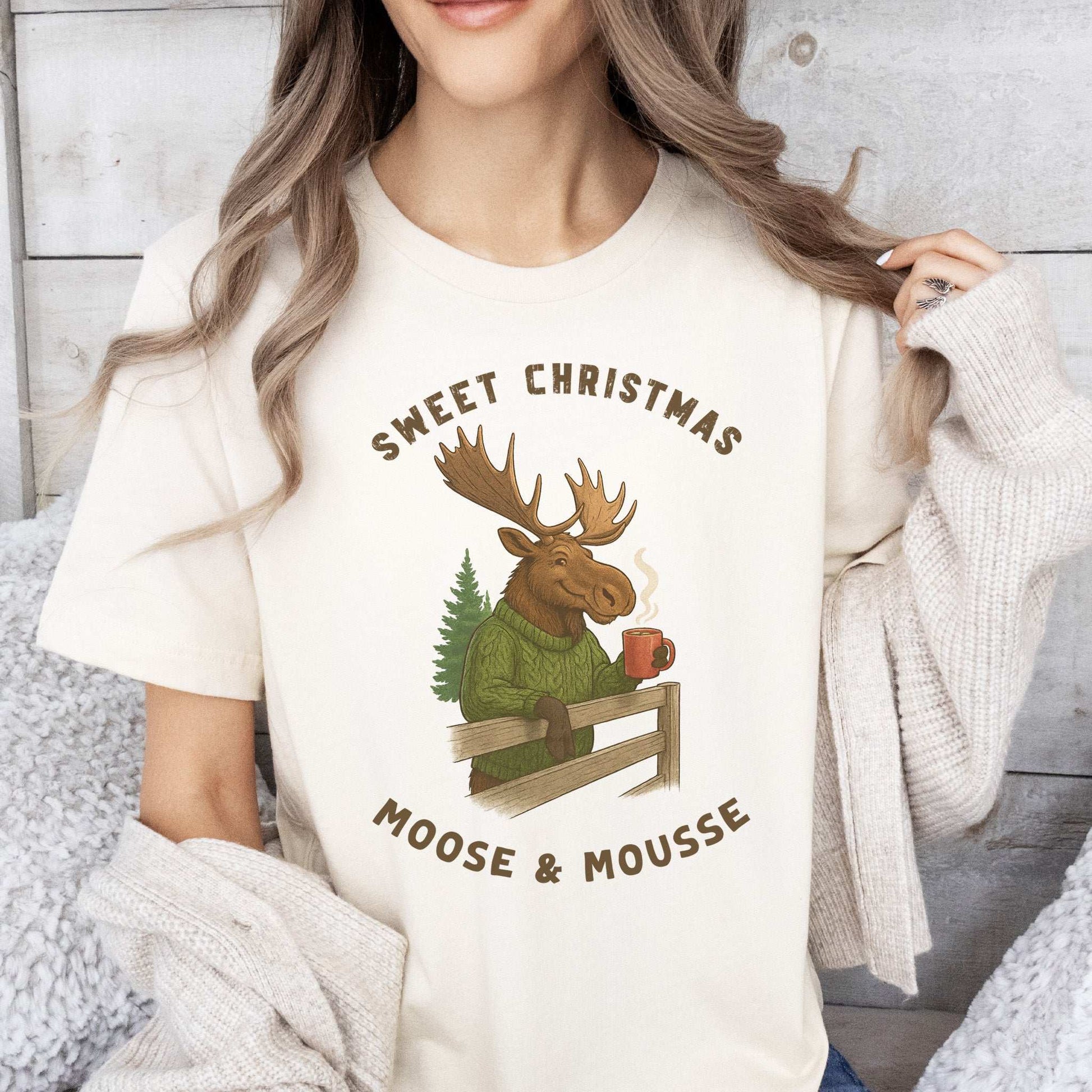 Sweet Christmas Moose T-Shirt – Funny Holiday Forest Gift Tee