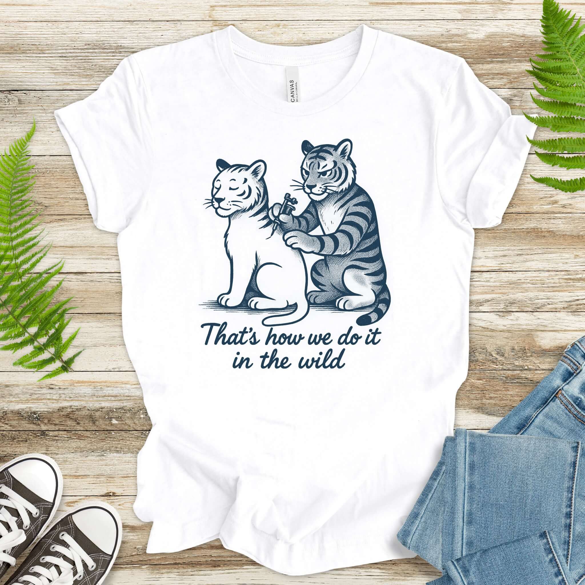 Tiger Tattoo T-Shirt – Funny Jungle Big Cat & Tattoo Artist Tee