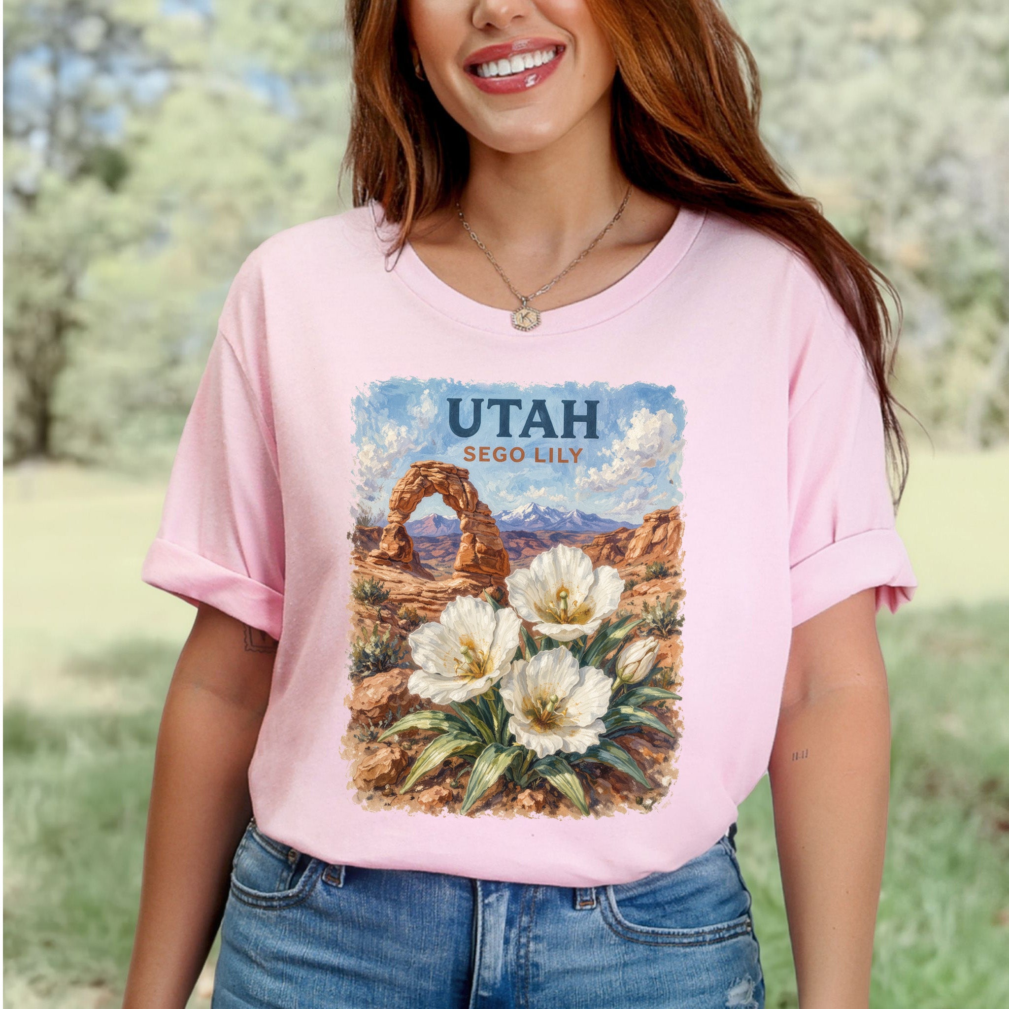 Utah Sego Lily Desert Arch Botanical Nature Vintage T-Shirt