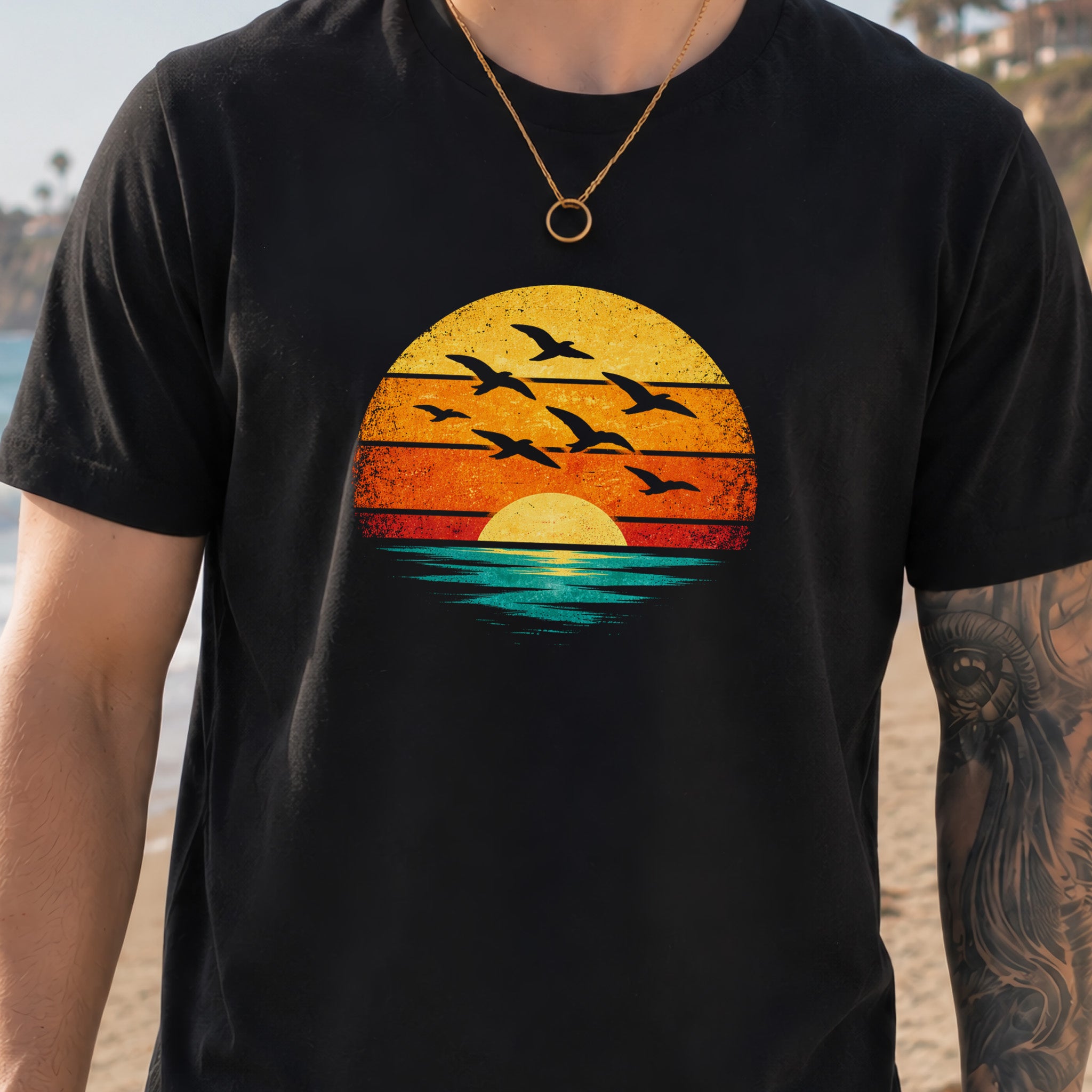 Vintage Ocean Sunset Birds Retro Nature T-Shirt