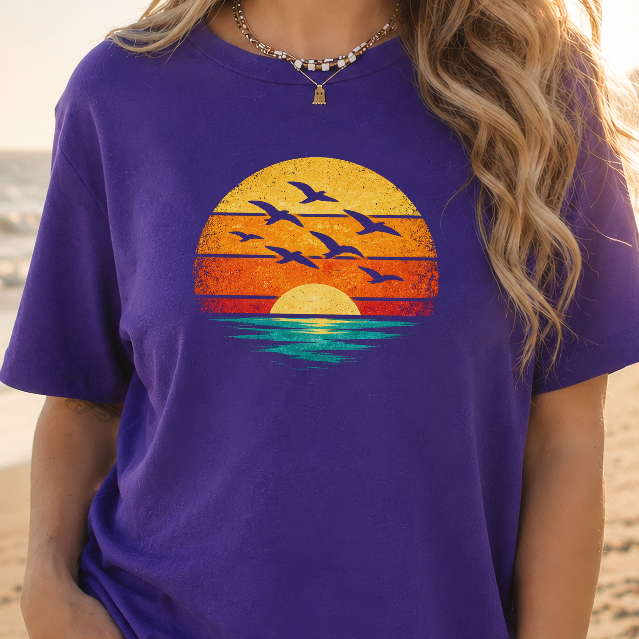 Vintage Ocean Sunset Birds Retro Nature T-Shirt