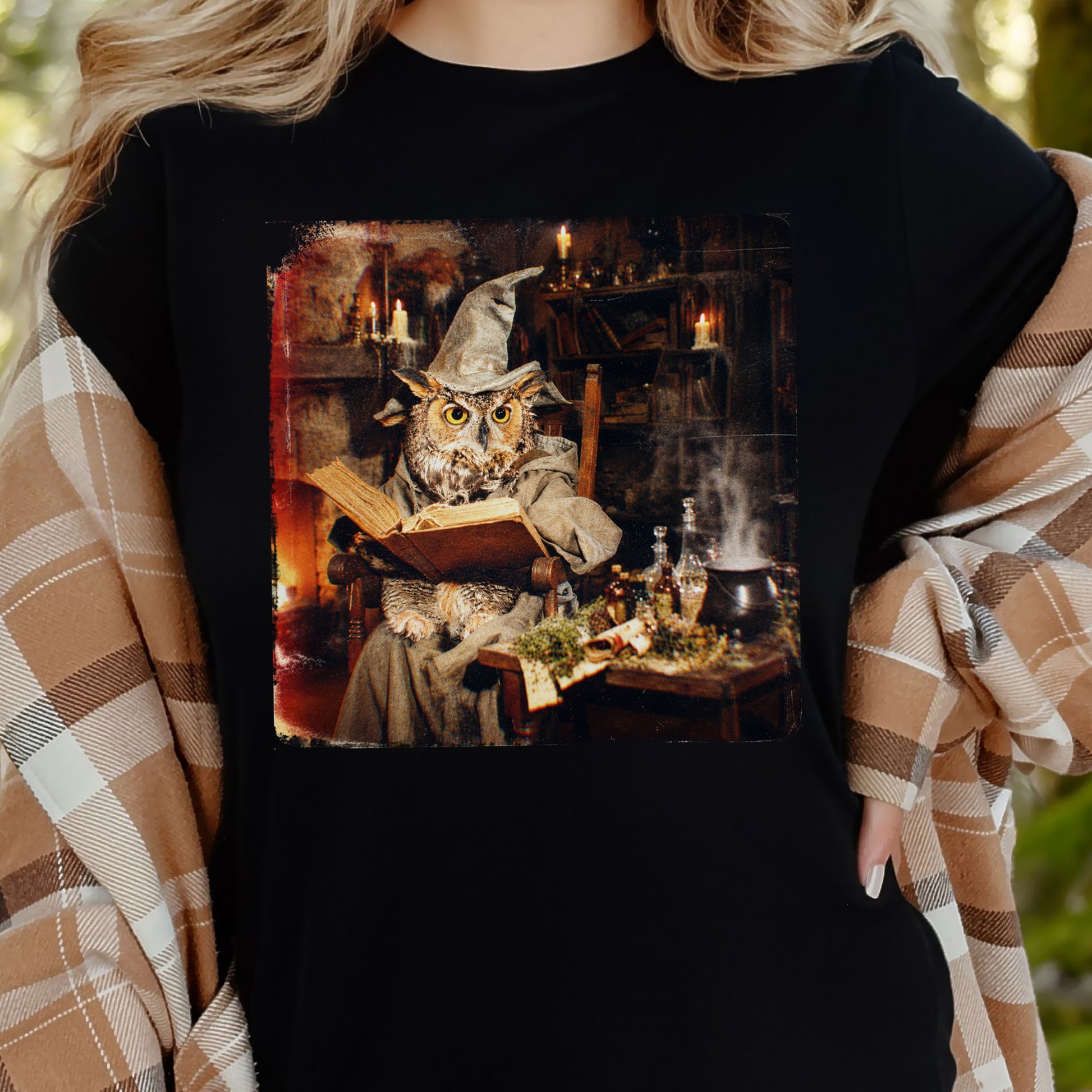 Wizard Owl Dark Academia Fantasy Bookish Forest Magic Gift T-Shirt