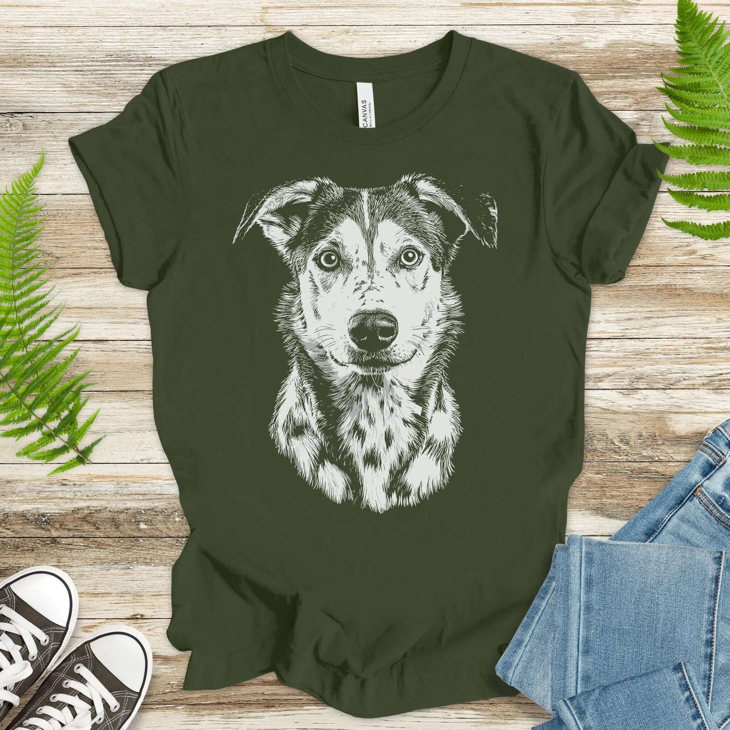 Realistic Husky Dog Lover T-Shirt – Vintage Style Pet Portrait Tee
