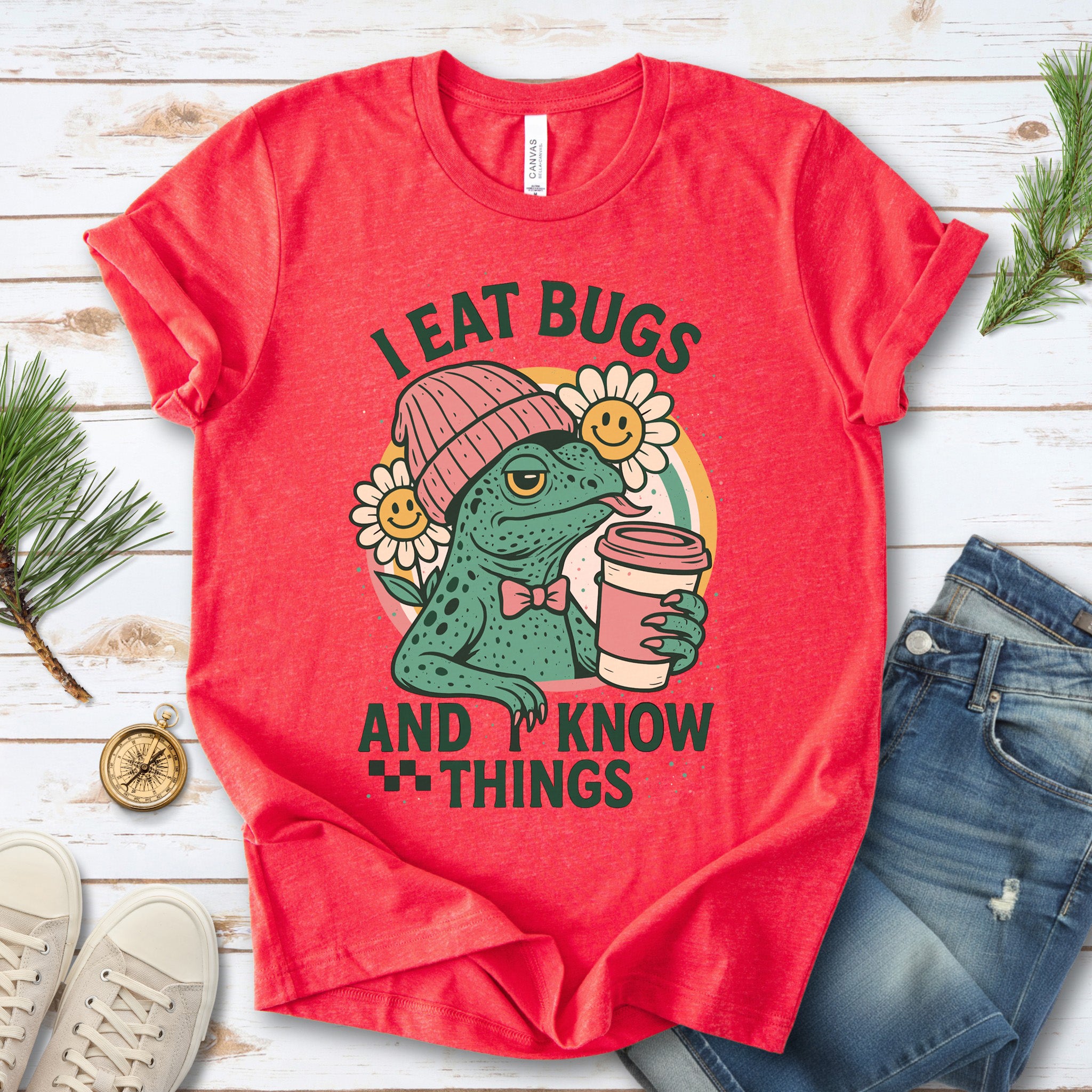 Lizard I Eat Bugs and I Know Things Sassy T-Shirt
